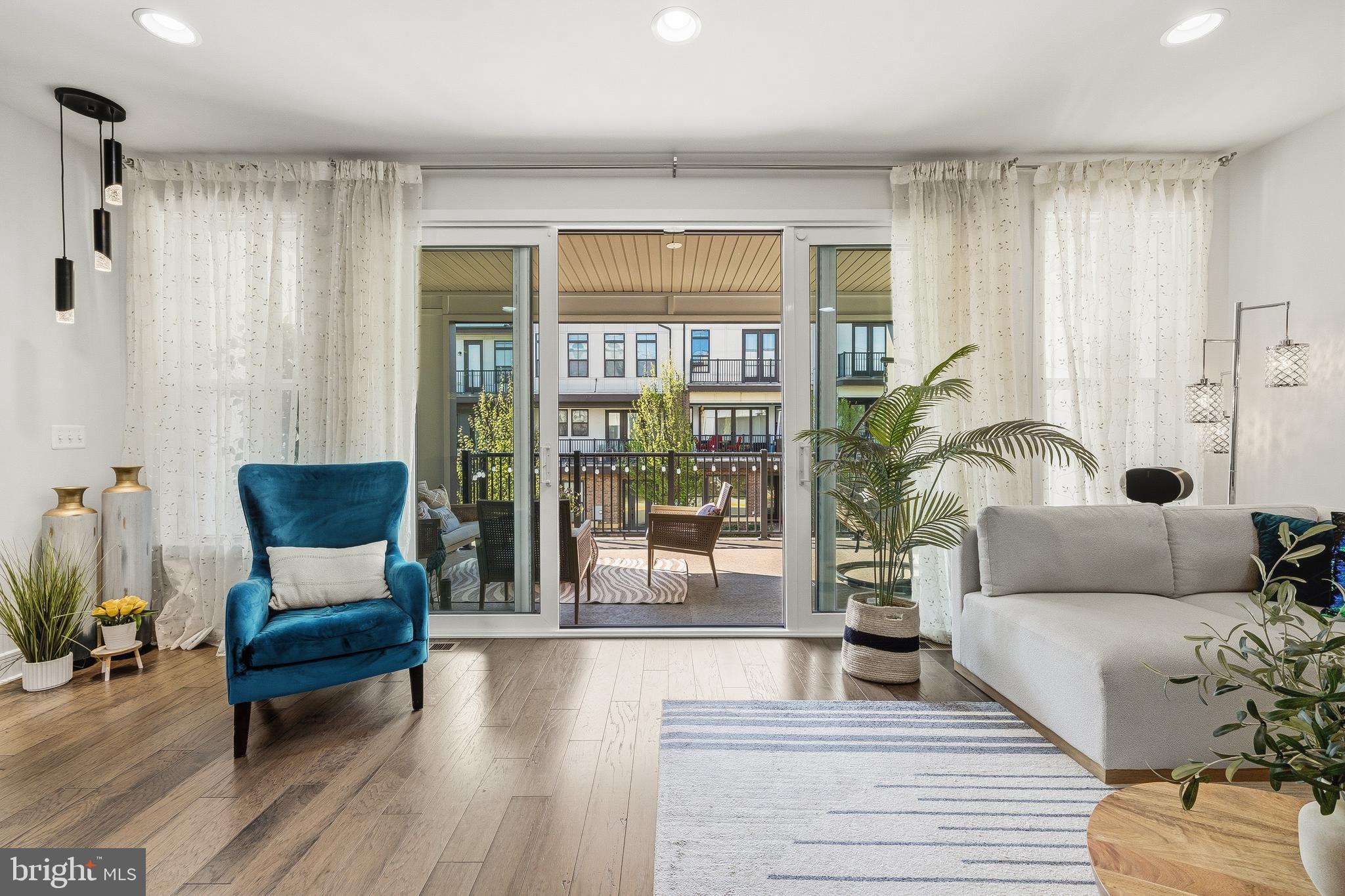 BRAMBLETON - Residential