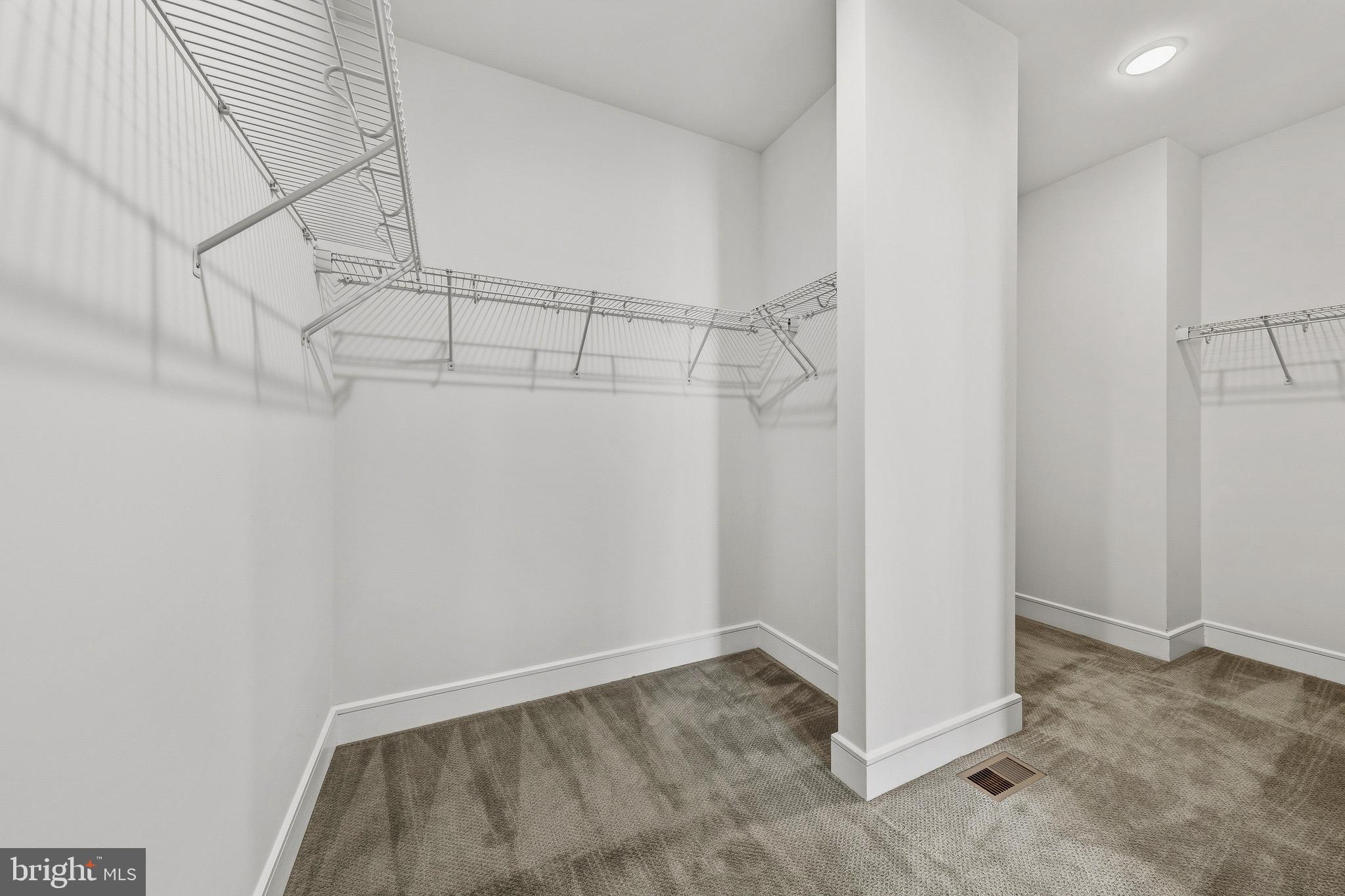 BRAMBLETON - Residential