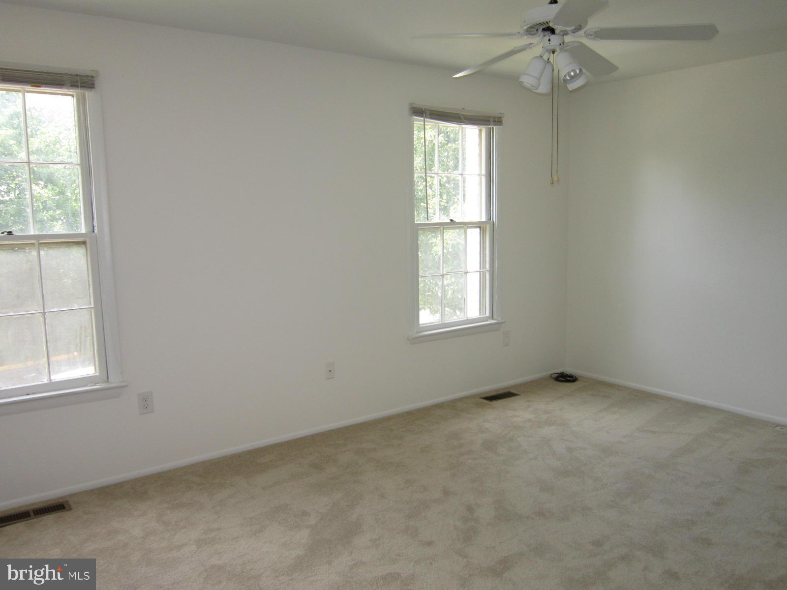 WHISPERING WOODS - Residential