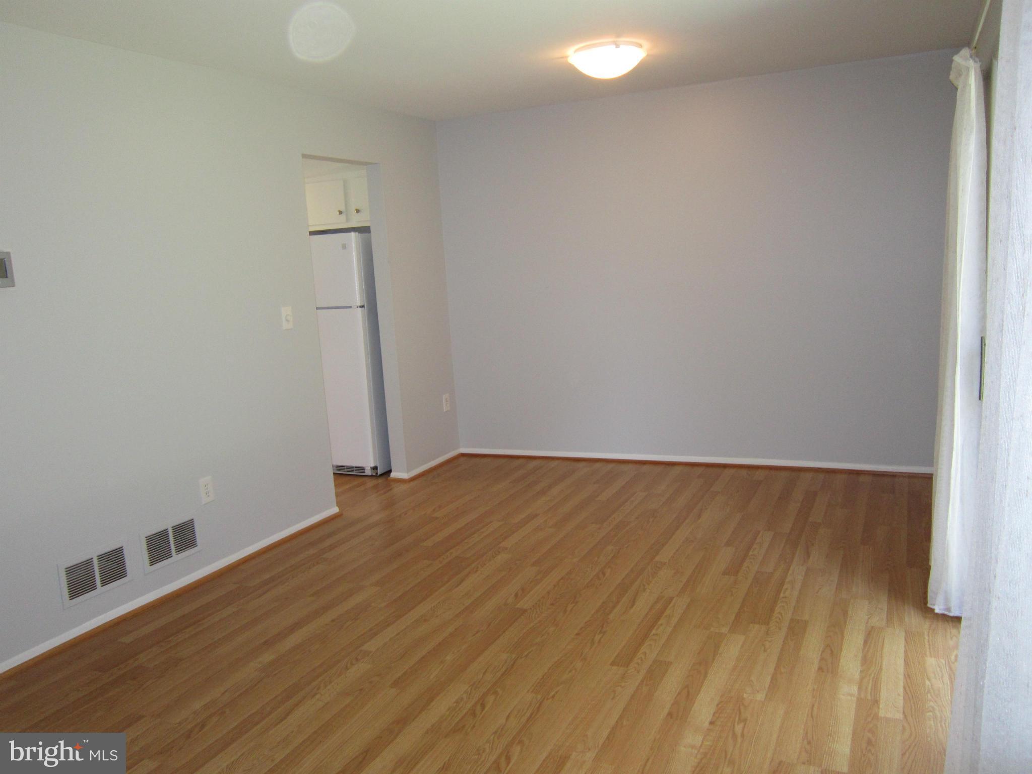 WHISPERING WOODS - Residential