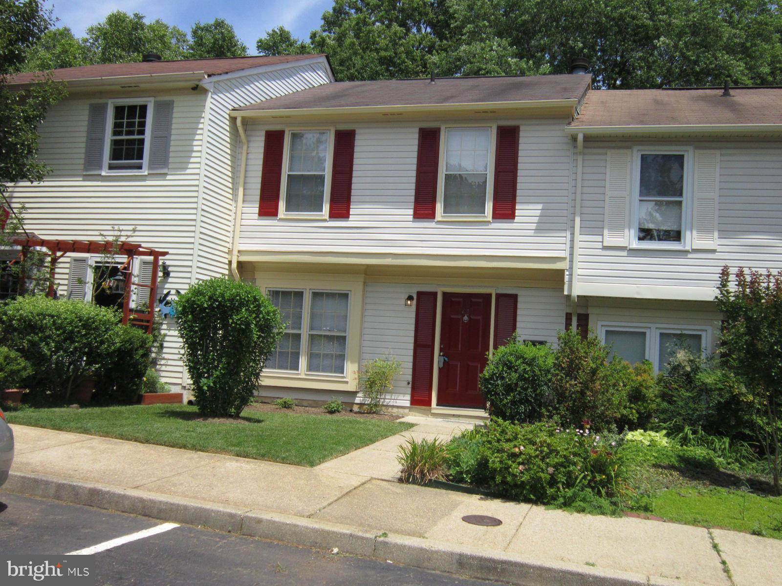 WHISPERING WOODS - Residential