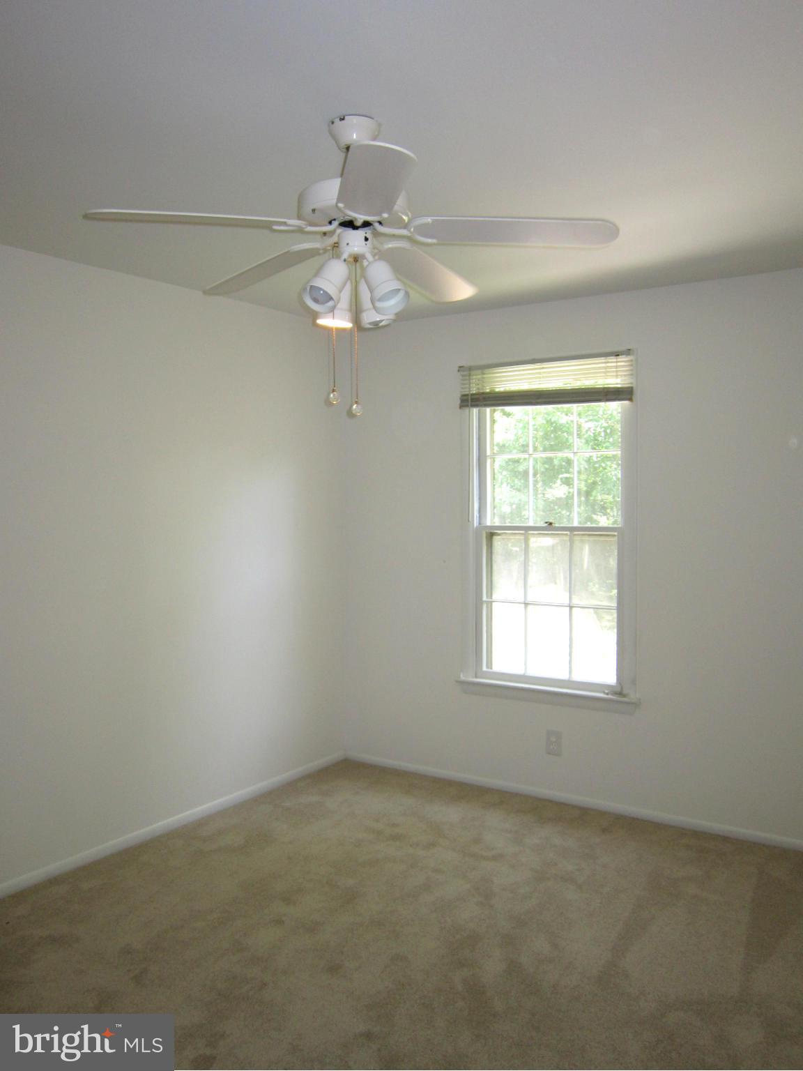 WHISPERING WOODS - Residential