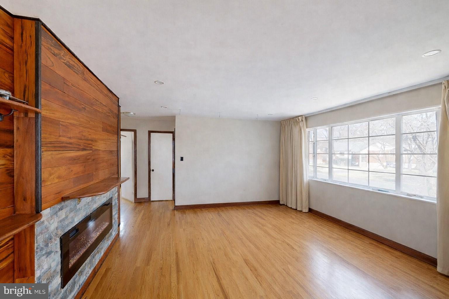 ASPEN HILL - Residential