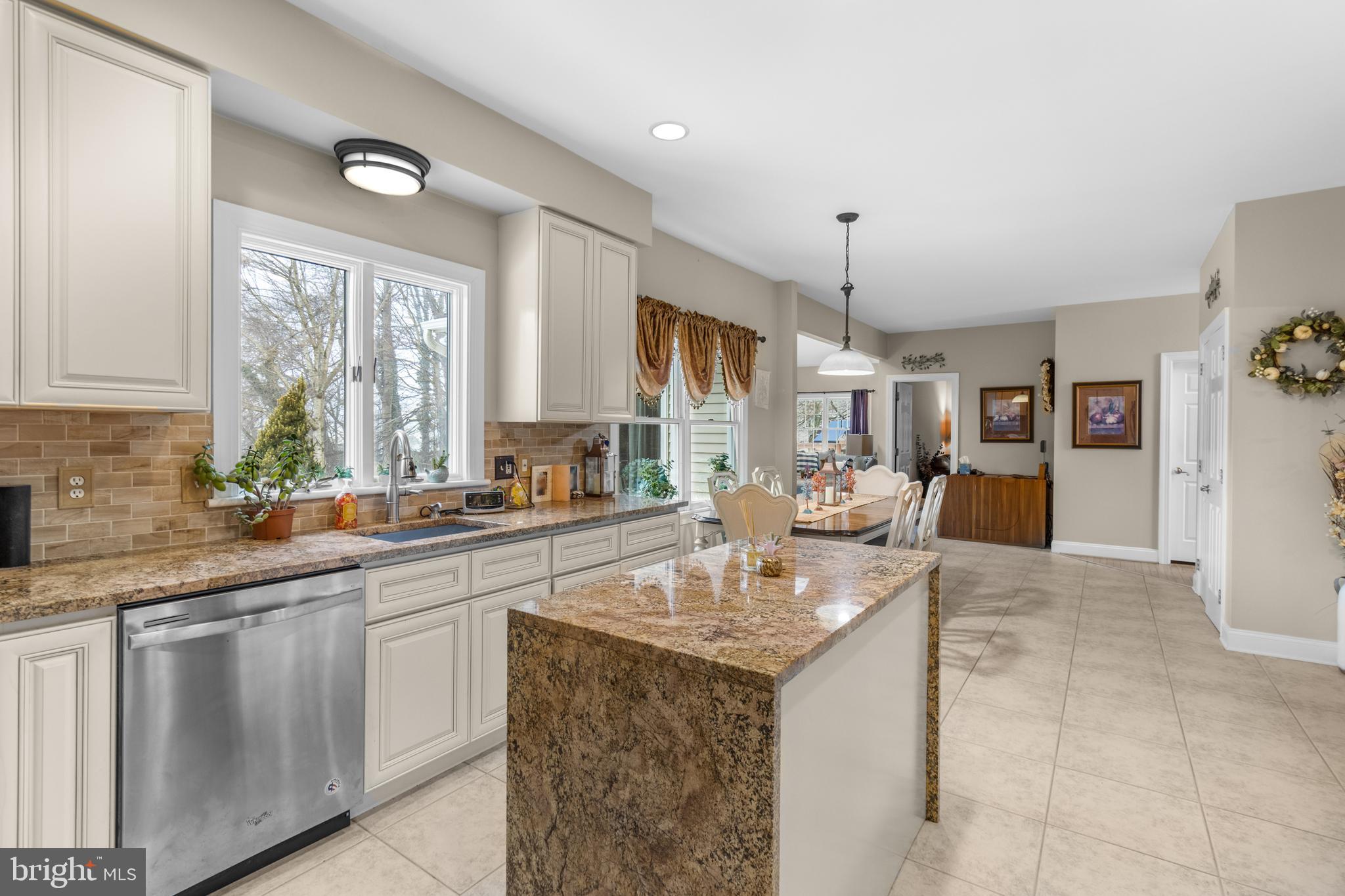 MARIANNE - Residential