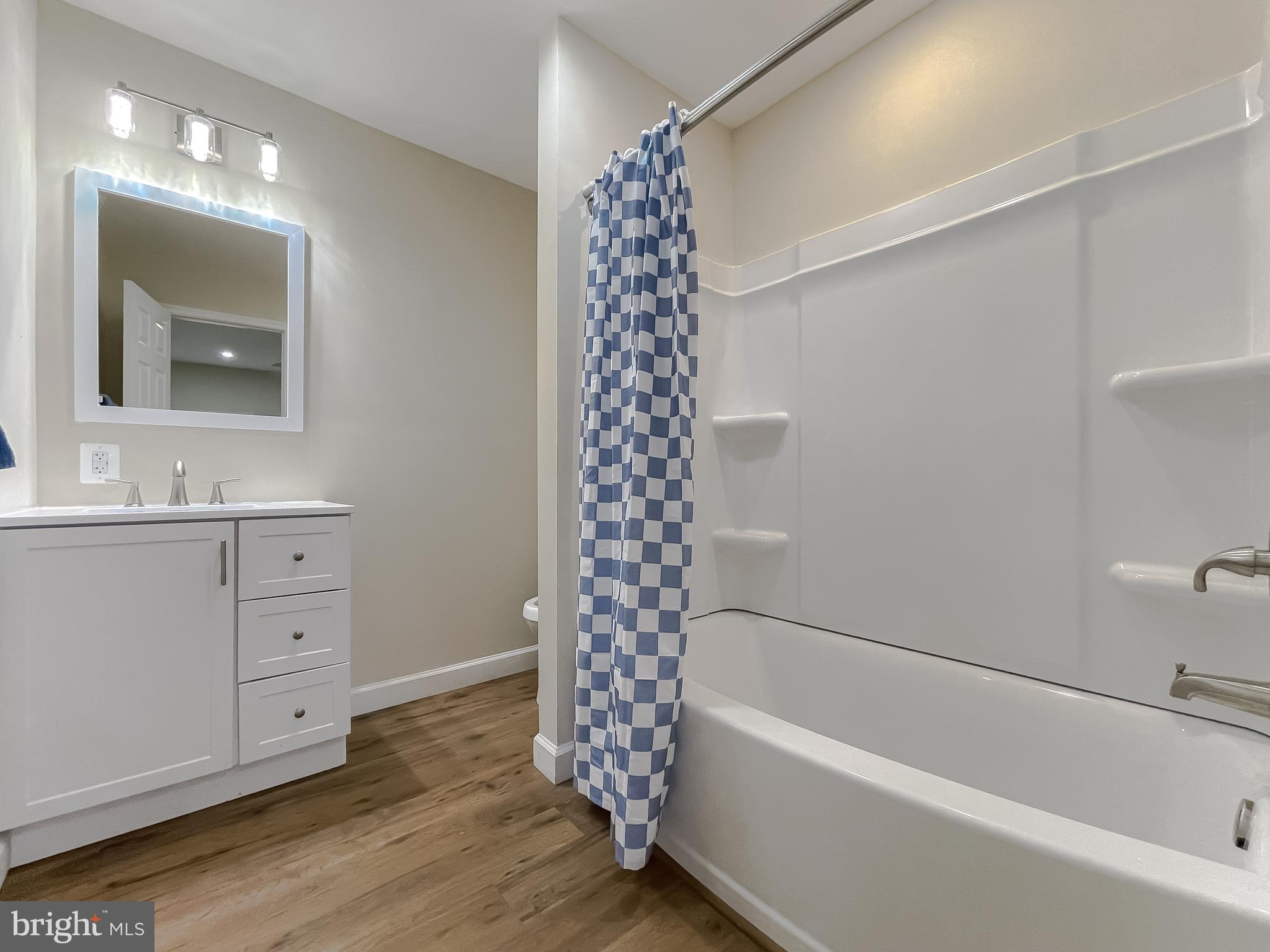 SPRING VALLEY - Residential