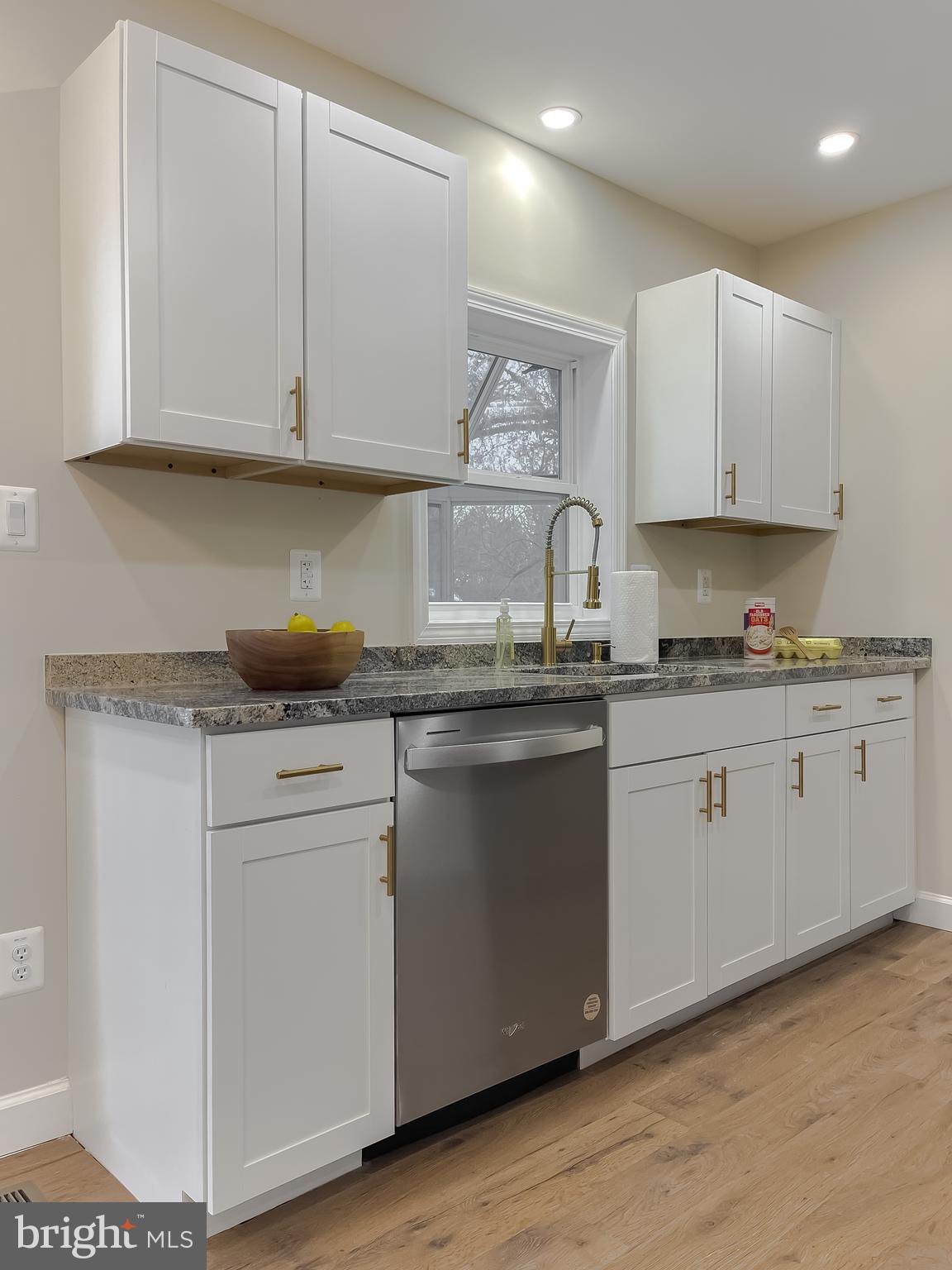 SPRING VALLEY - Residential