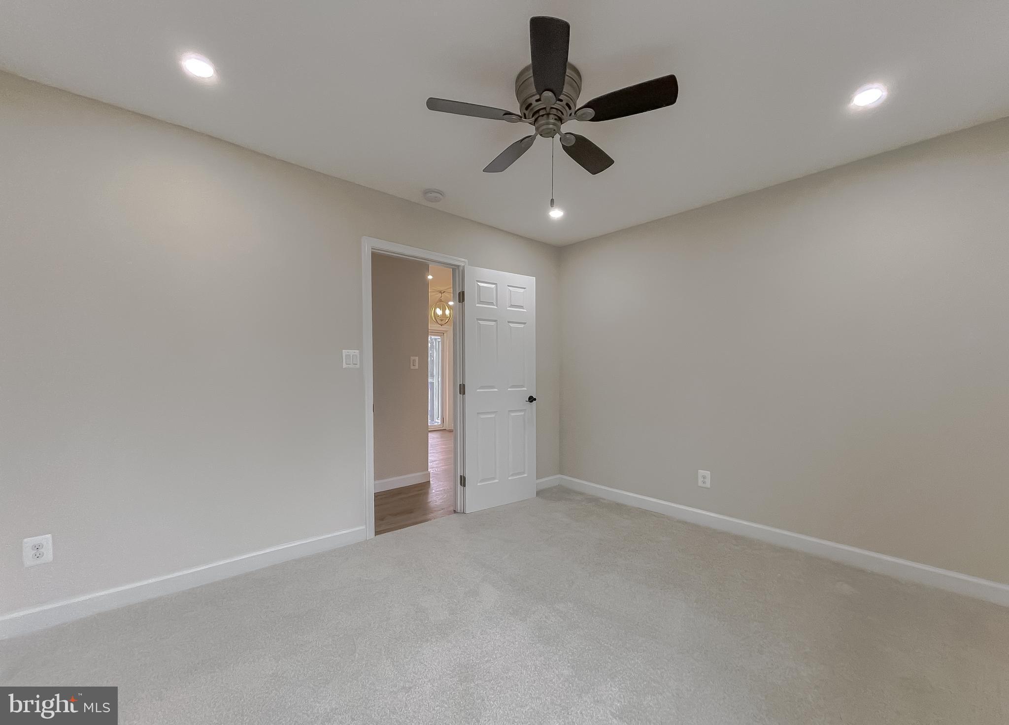 SPRING VALLEY - Residential