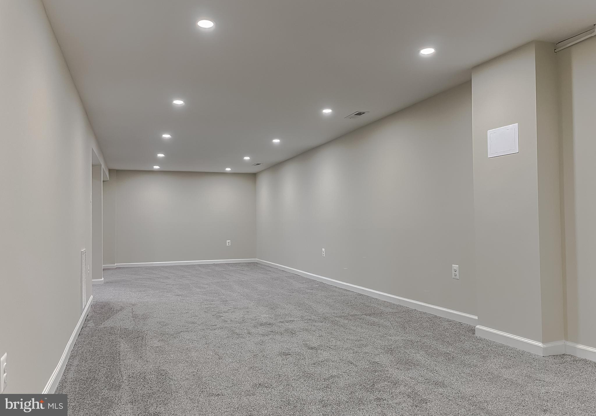 SPRING VALLEY - Residential