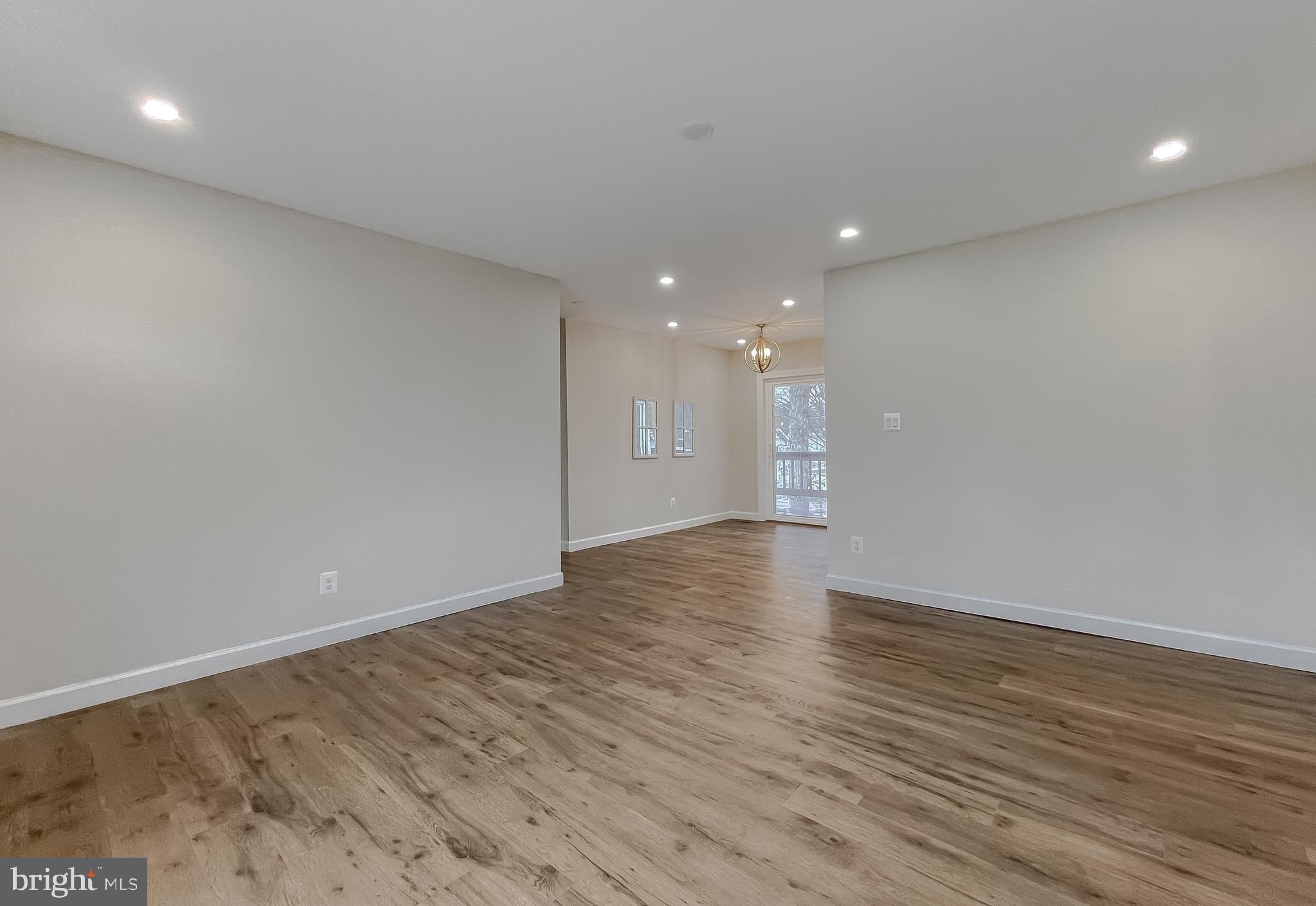 SPRING VALLEY - Residential