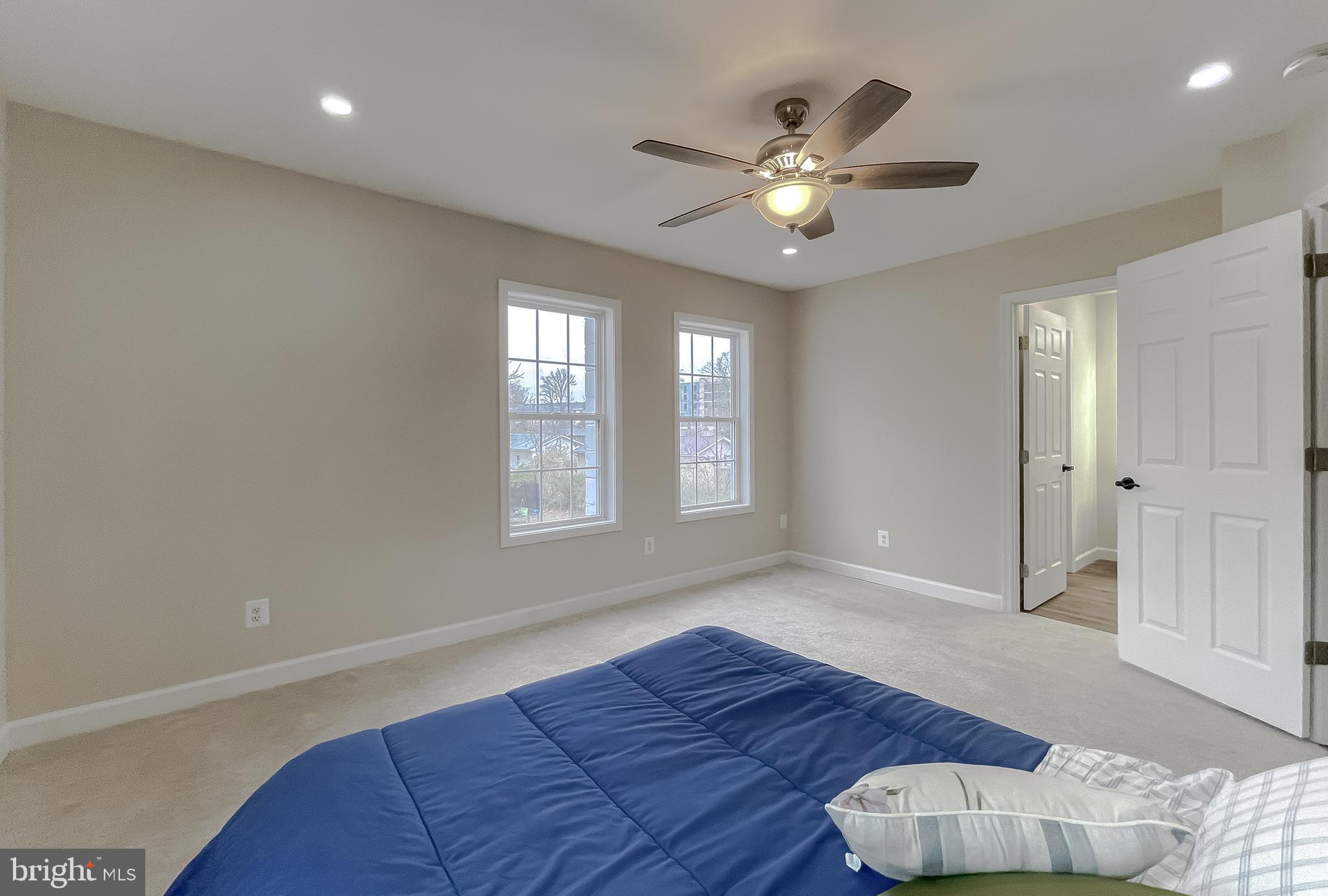 SPRING VALLEY - Residential