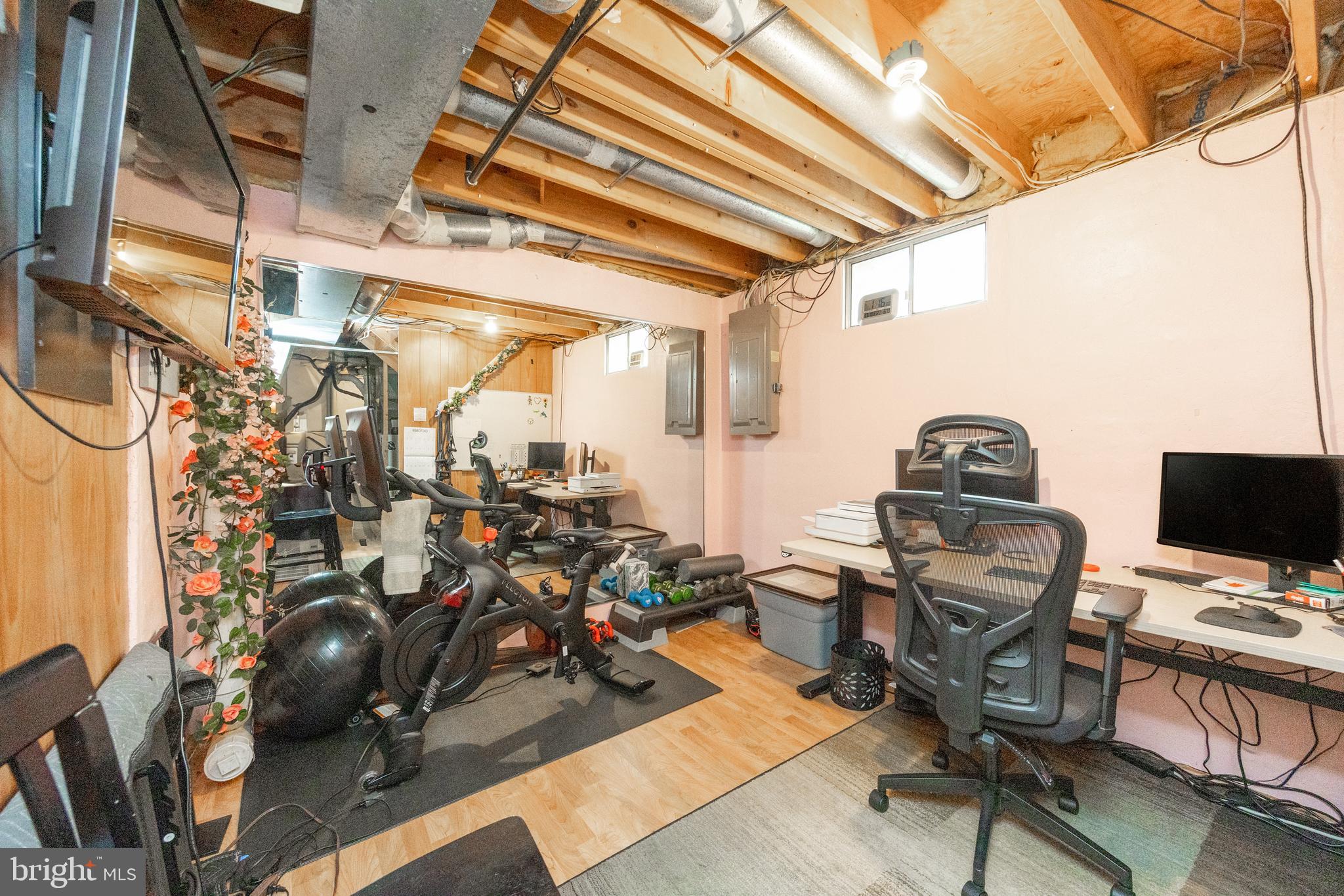 BEATTY WOODS - Residential