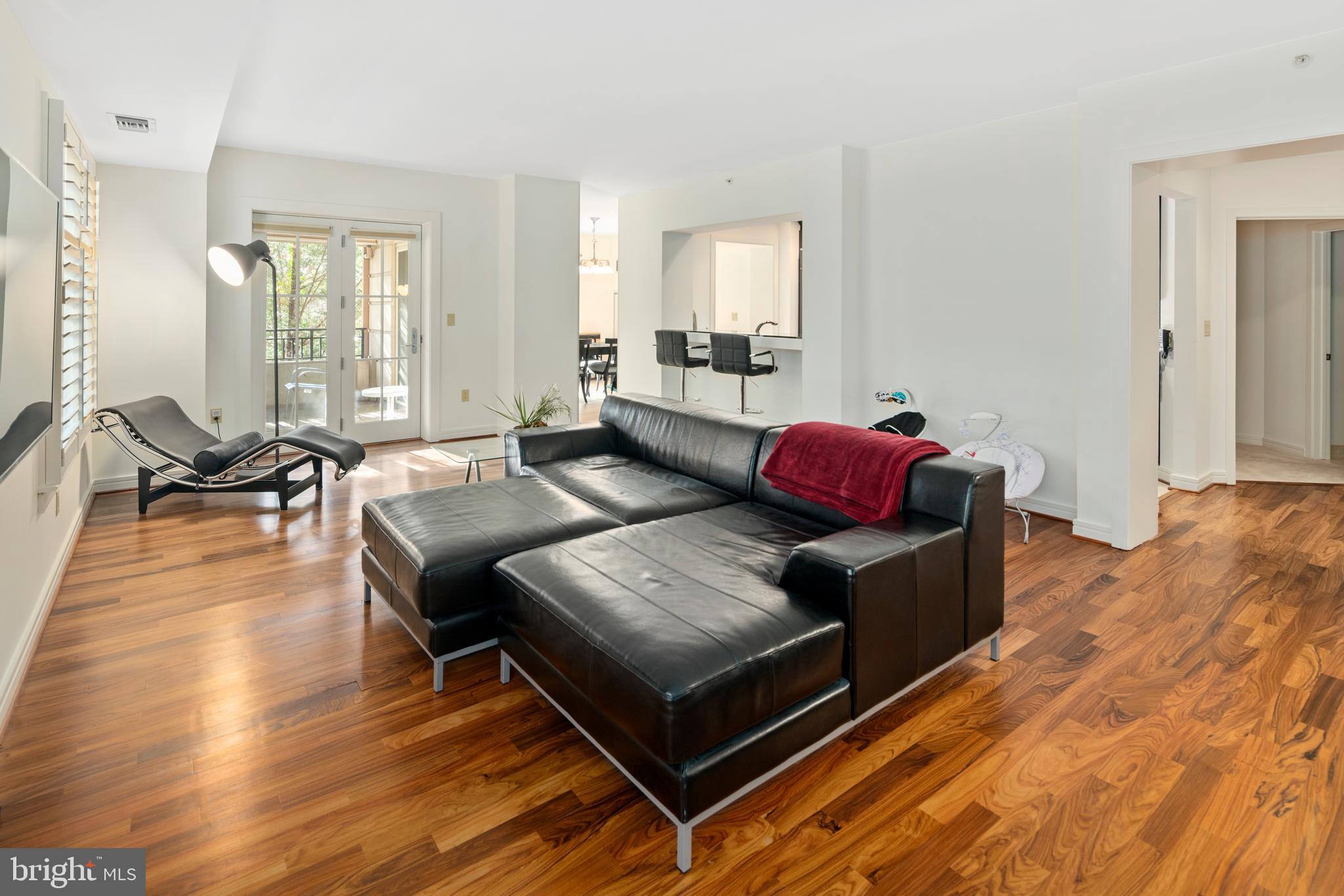 190 PRESIDENTIAL BOULEVARD 301