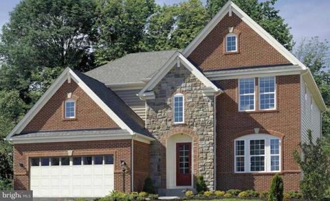 Photo of 141 Coachman Circle, STAFFORD, VA 22554 (MLS # VAST2048278)