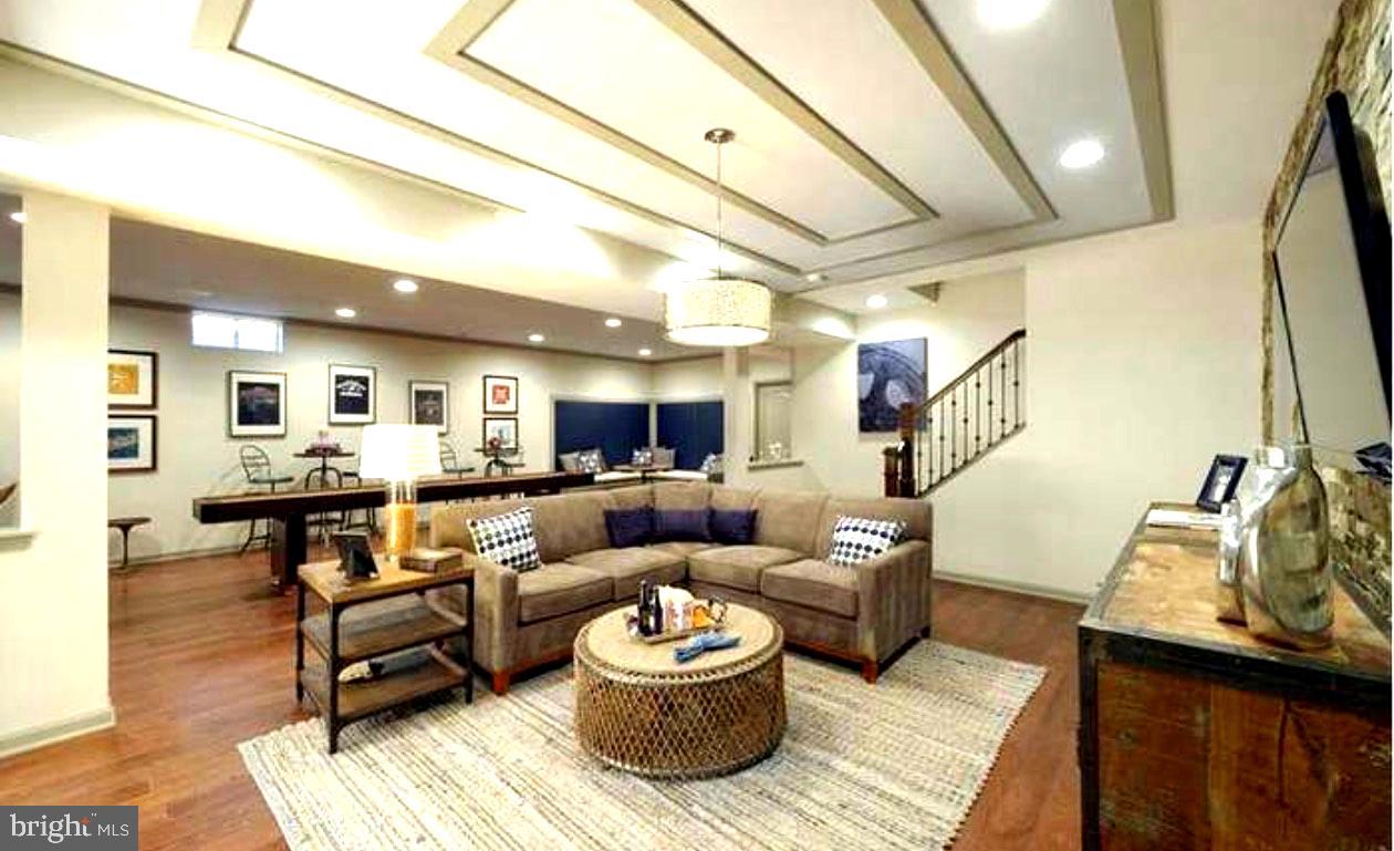 HILLS OF AQUIA - Residential