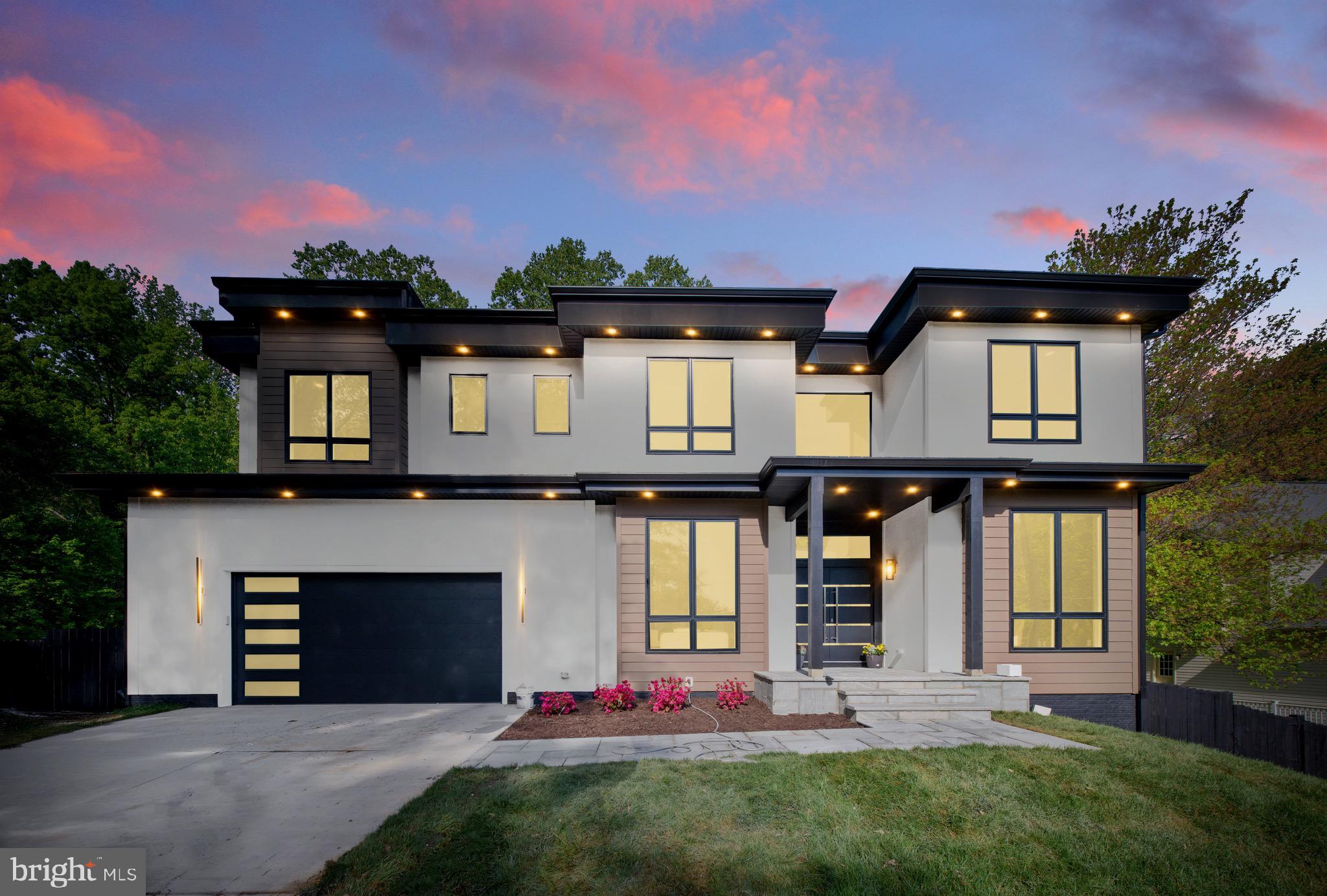 HOLLY PARK - Residential