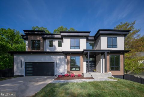 4134 MAPLE AVENUE FAIRFAX VA 22032