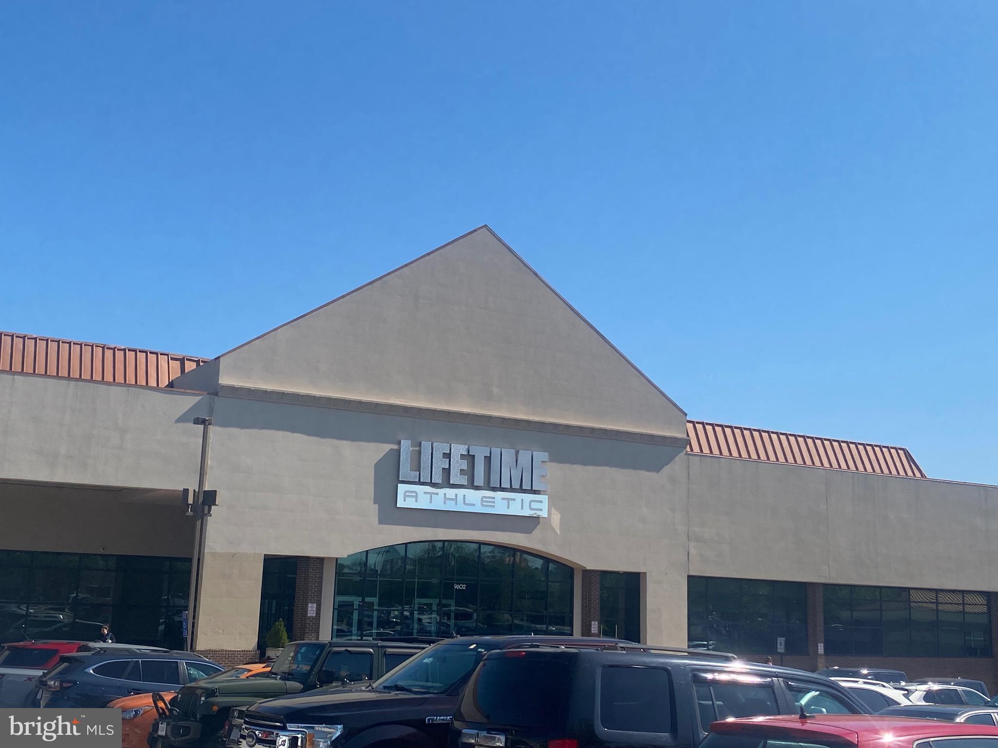 HOLLY PARK - Residential