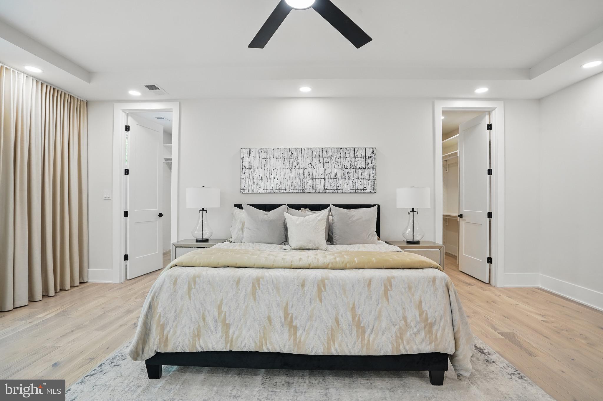 HOLLY PARK - Residential