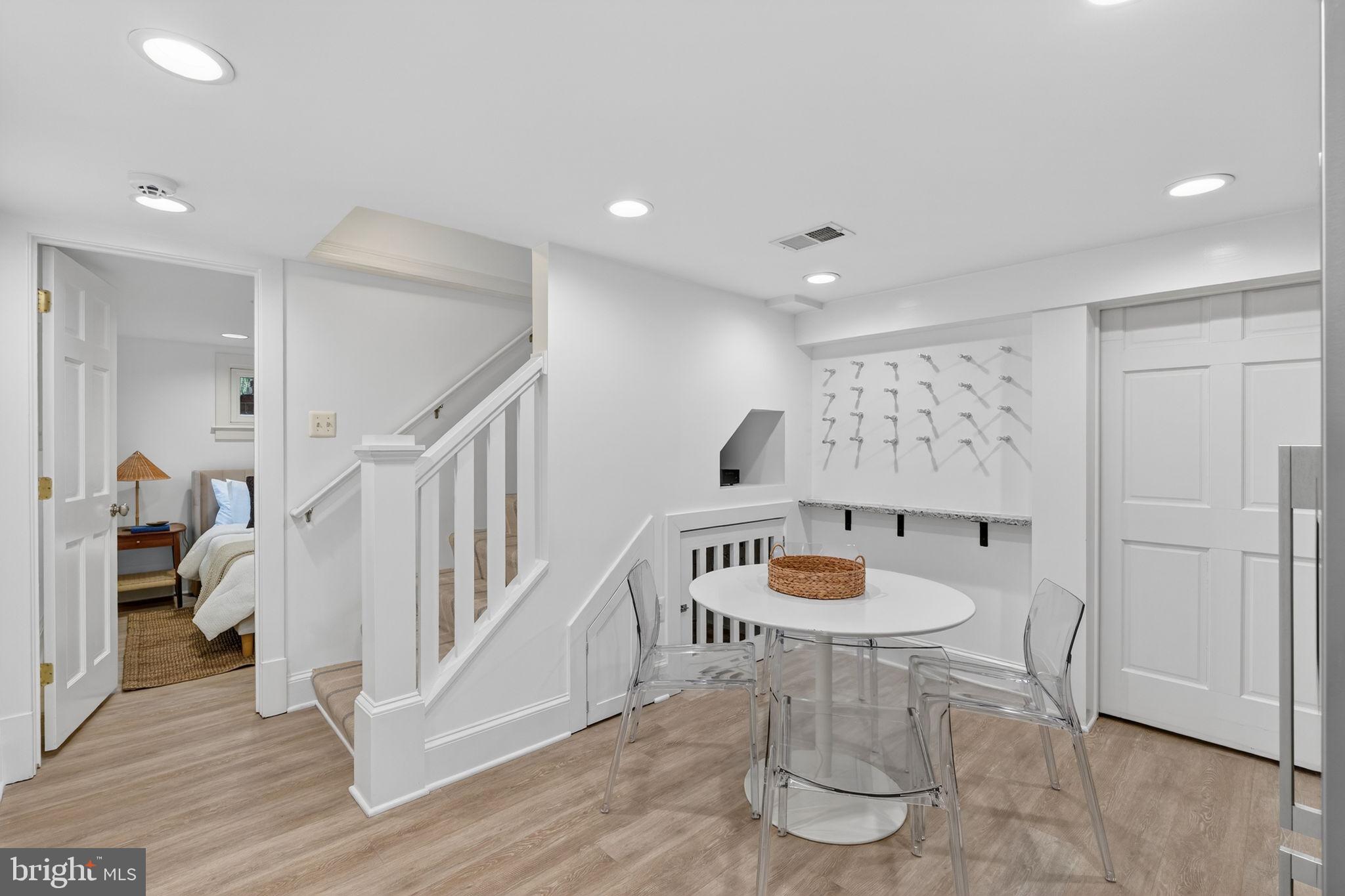 BEVERLEY HILLS - Residential