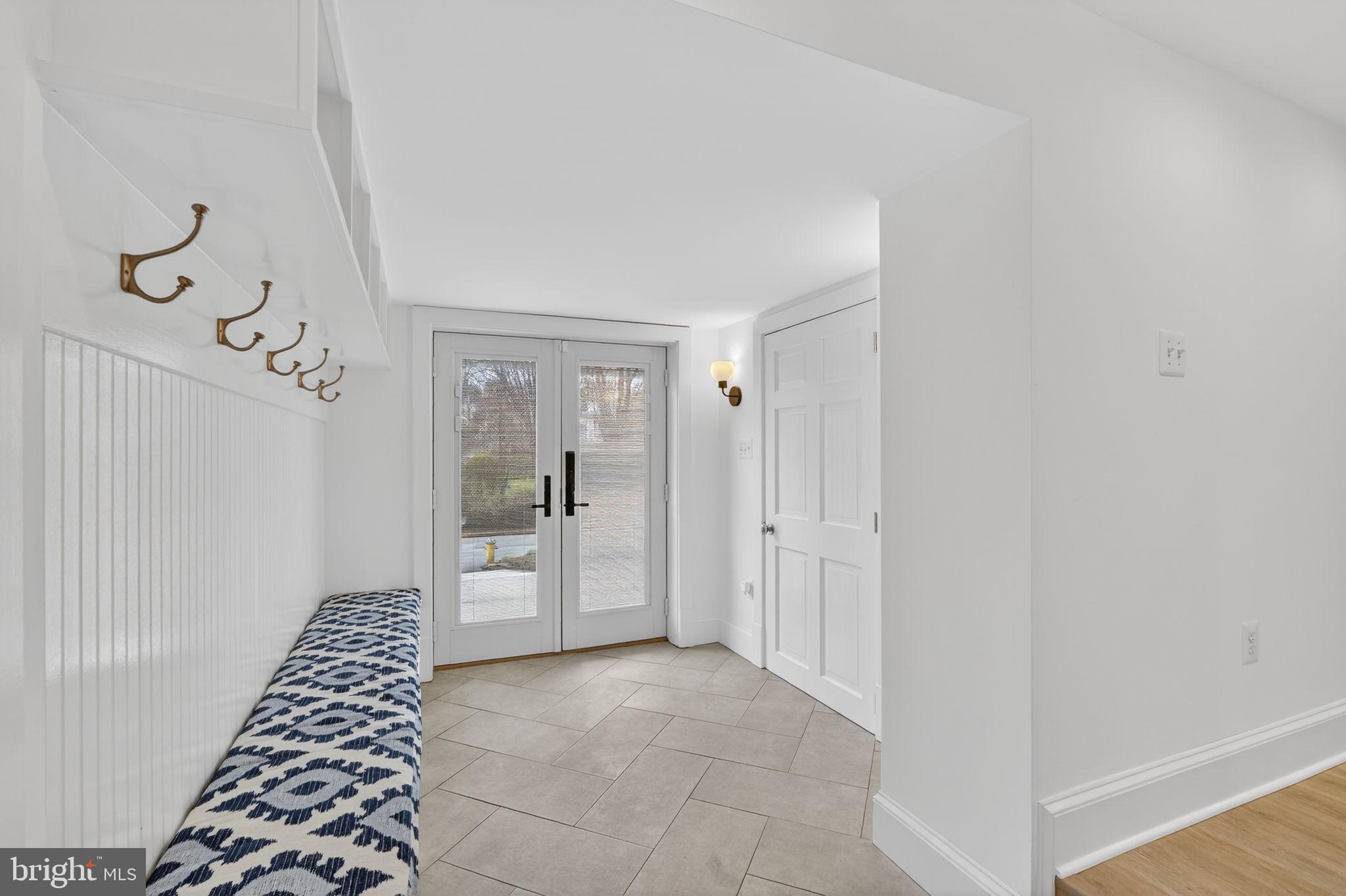 BEVERLEY HILLS - Residential