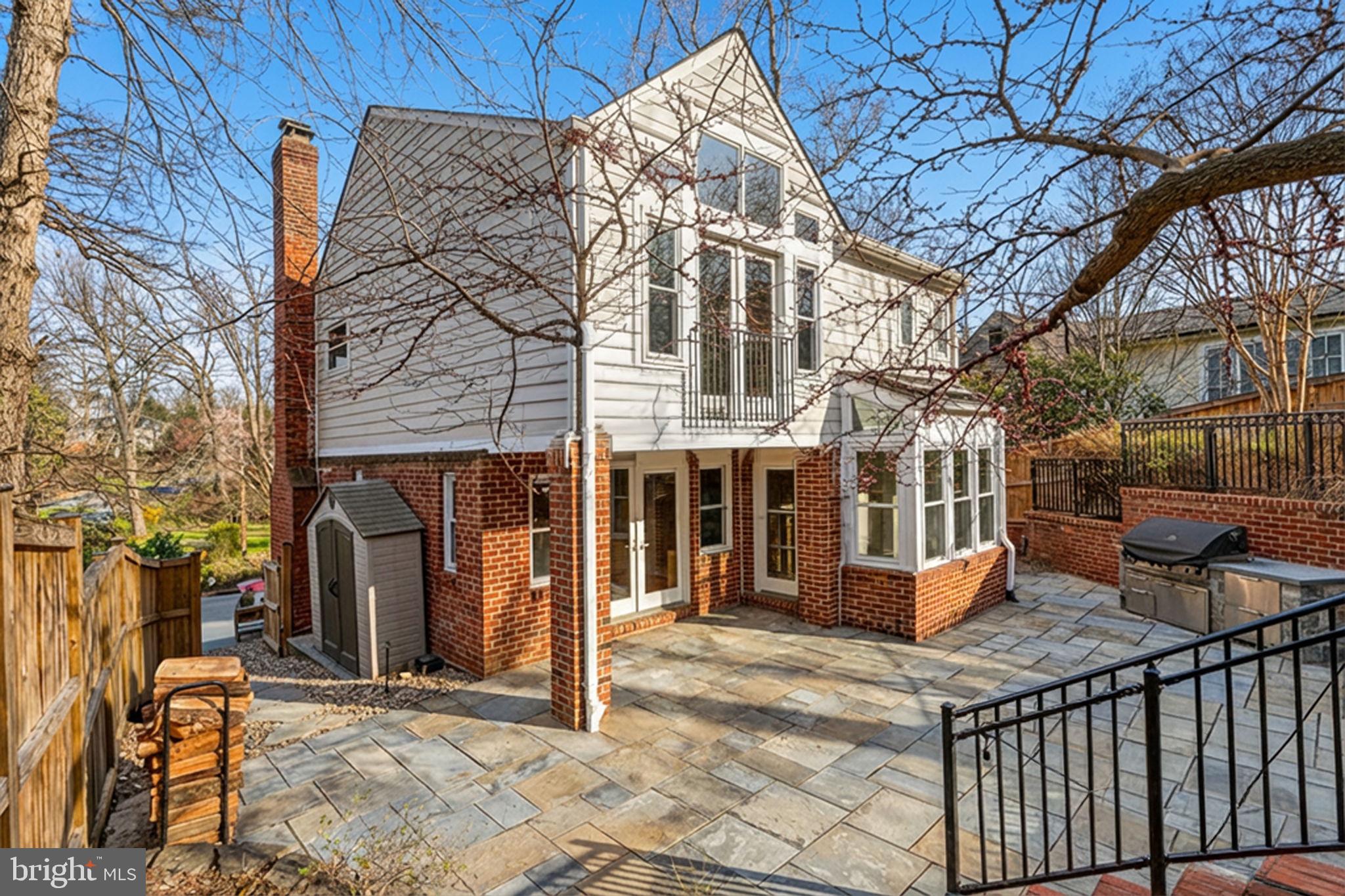 BEVERLEY HILLS - Residential