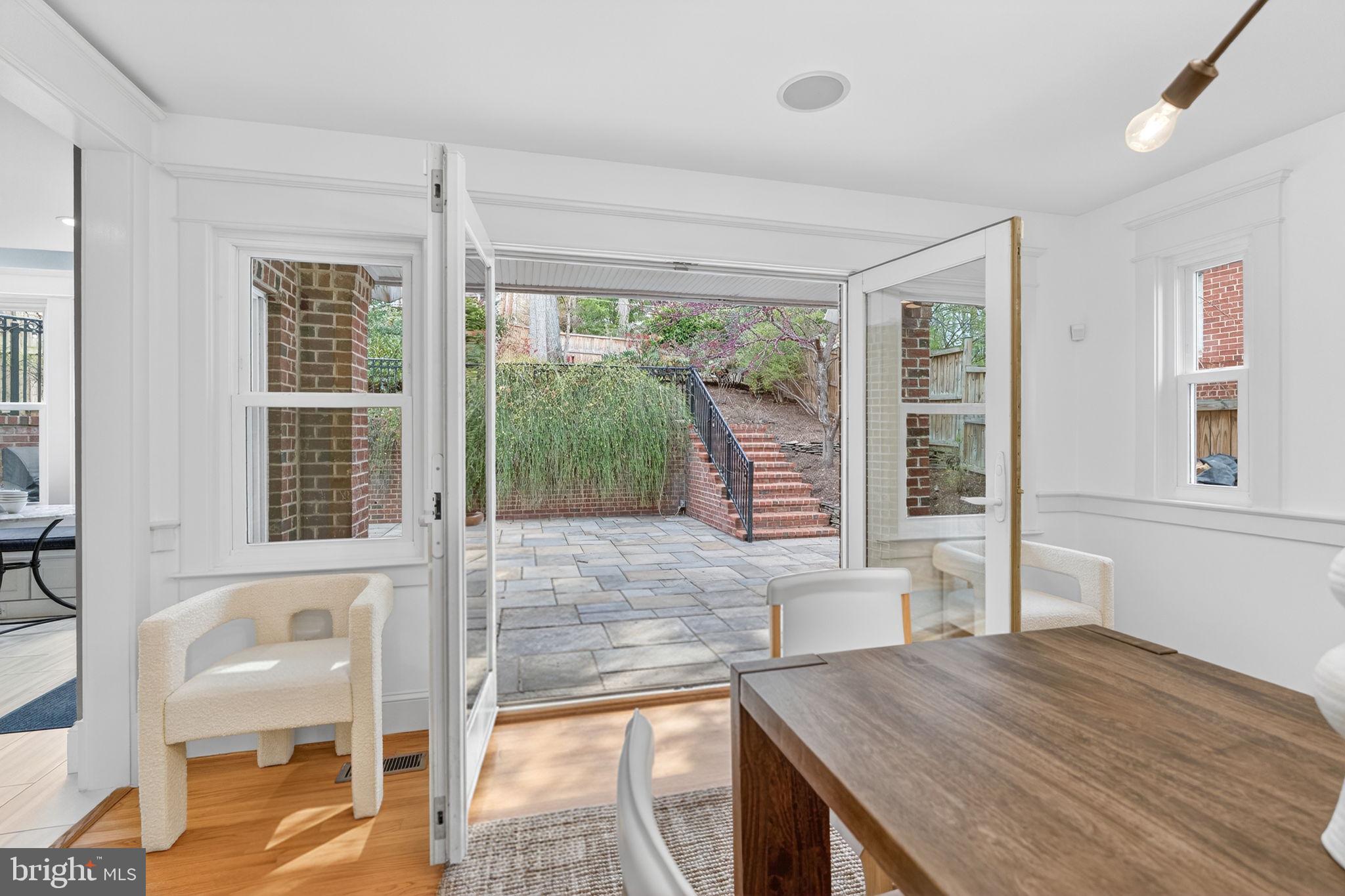 BEVERLEY HILLS - Residential