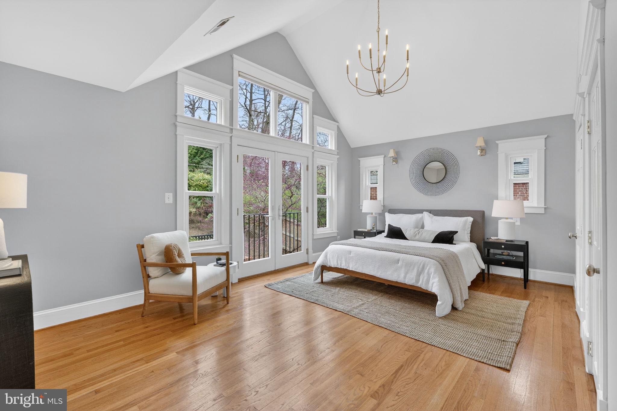 BEVERLEY HILLS - Residential