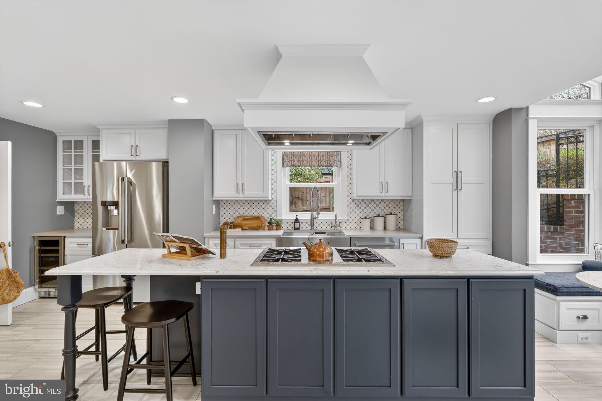 BEVERLEY HILLS - Residential