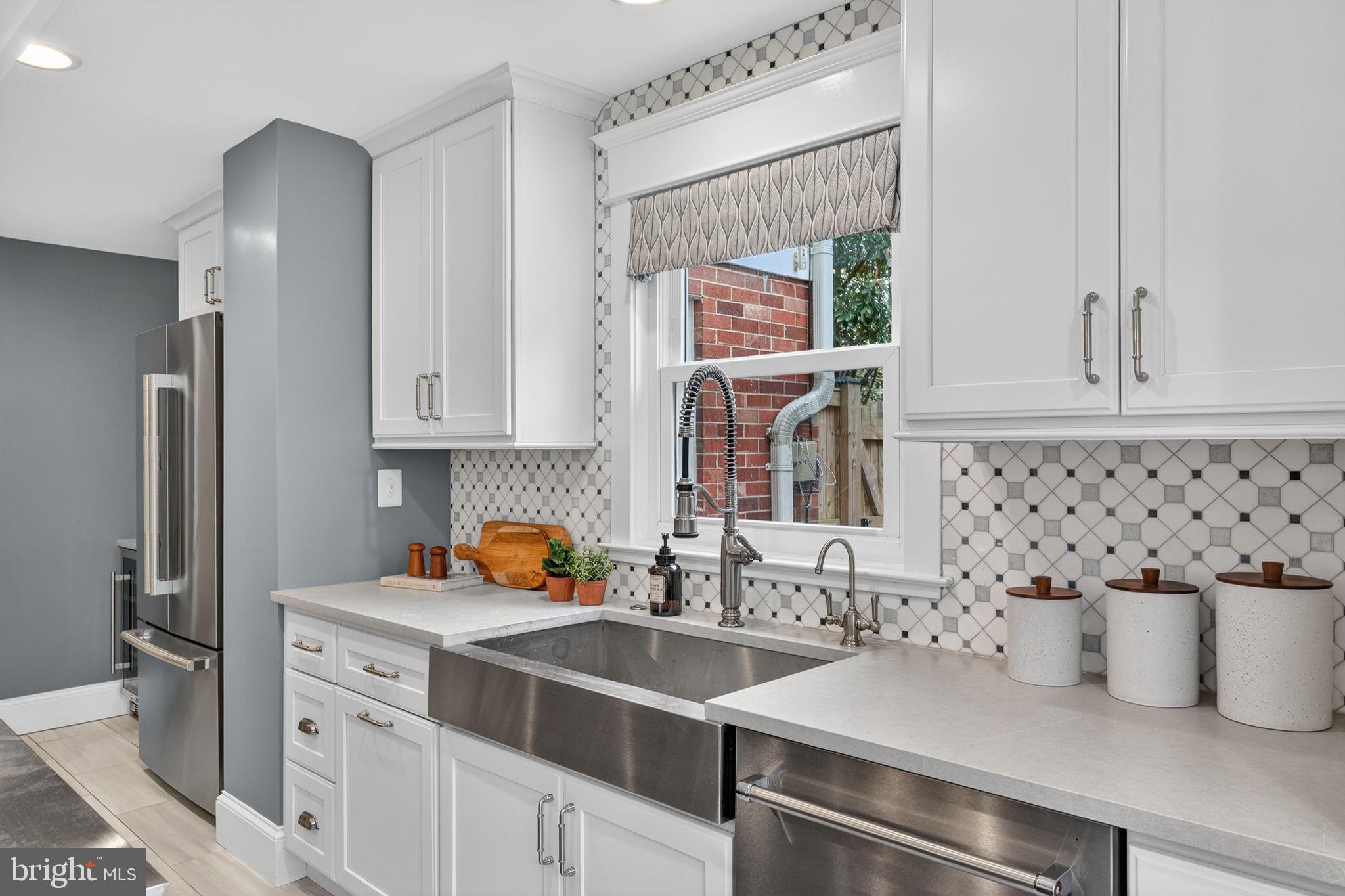 BEVERLEY HILLS - Residential