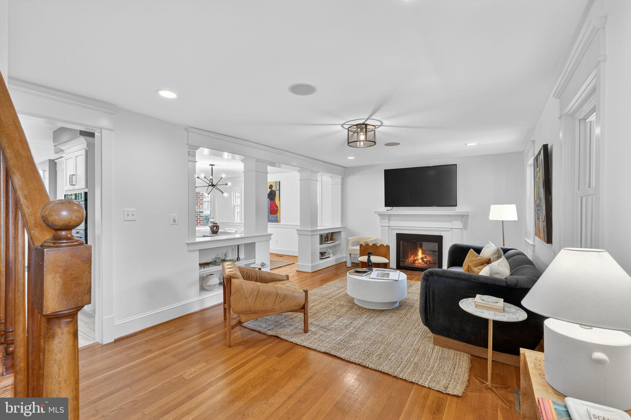 BEVERLEY HILLS - Residential