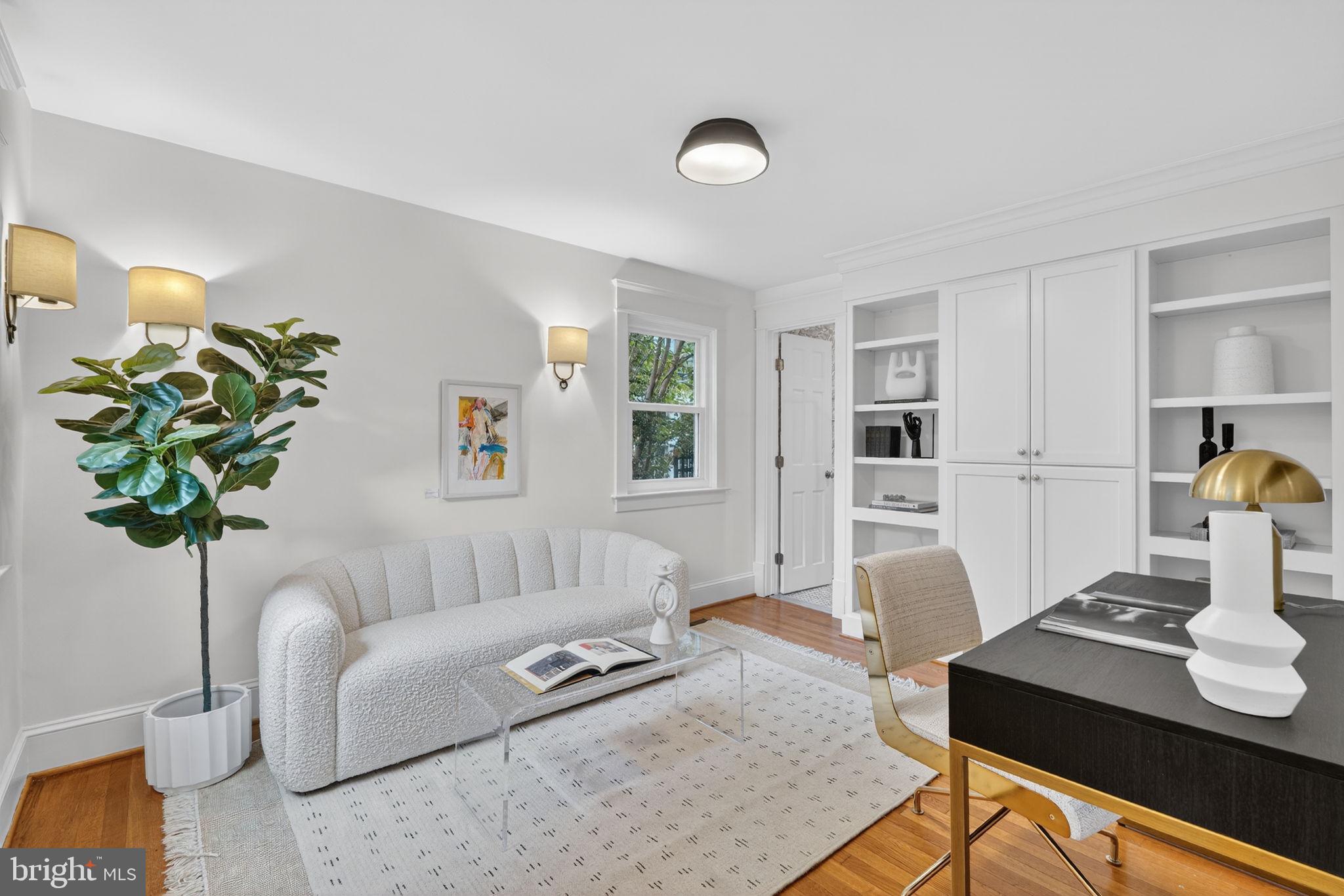 BEVERLEY HILLS - Residential