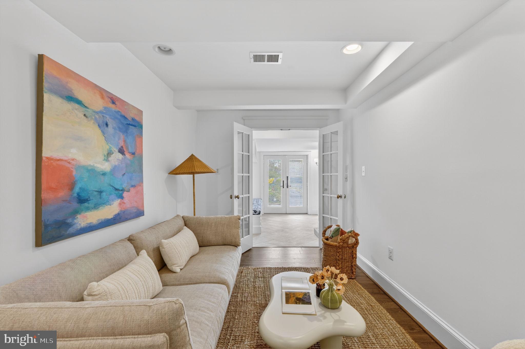 BEVERLEY HILLS - Residential