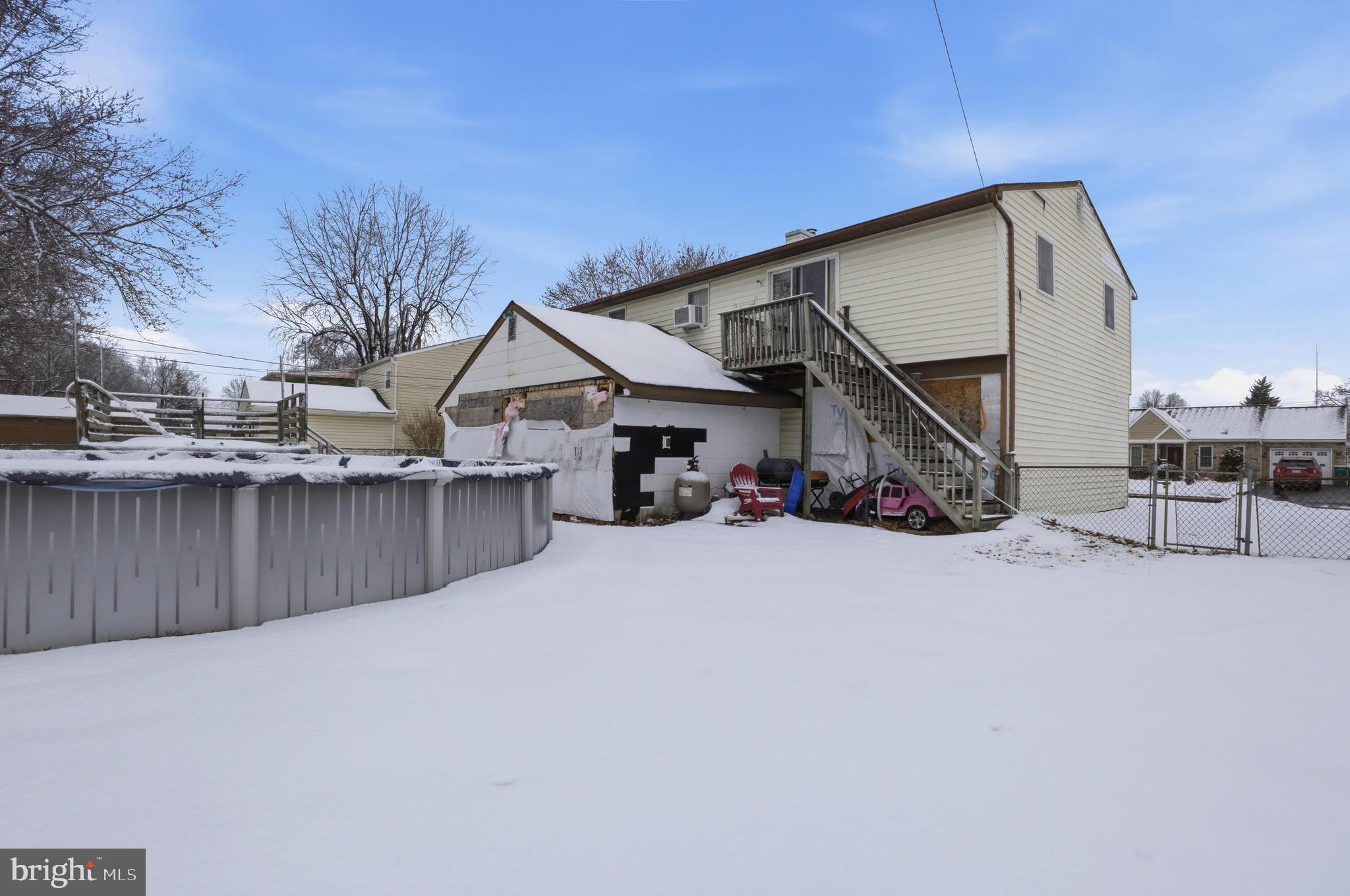 FAIRLESS HILLS - Residential