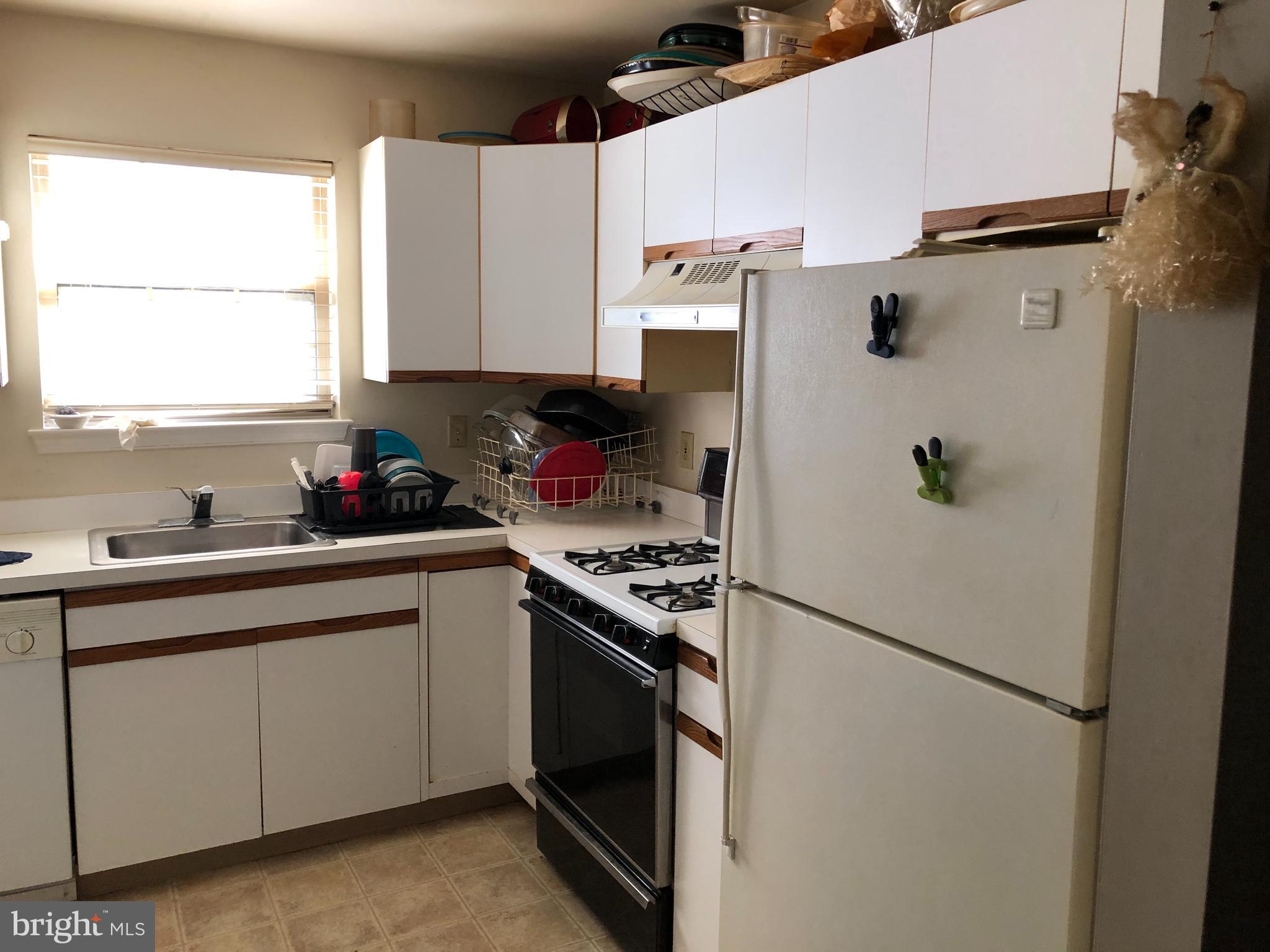 409 STEEPLECHASE COURT 409