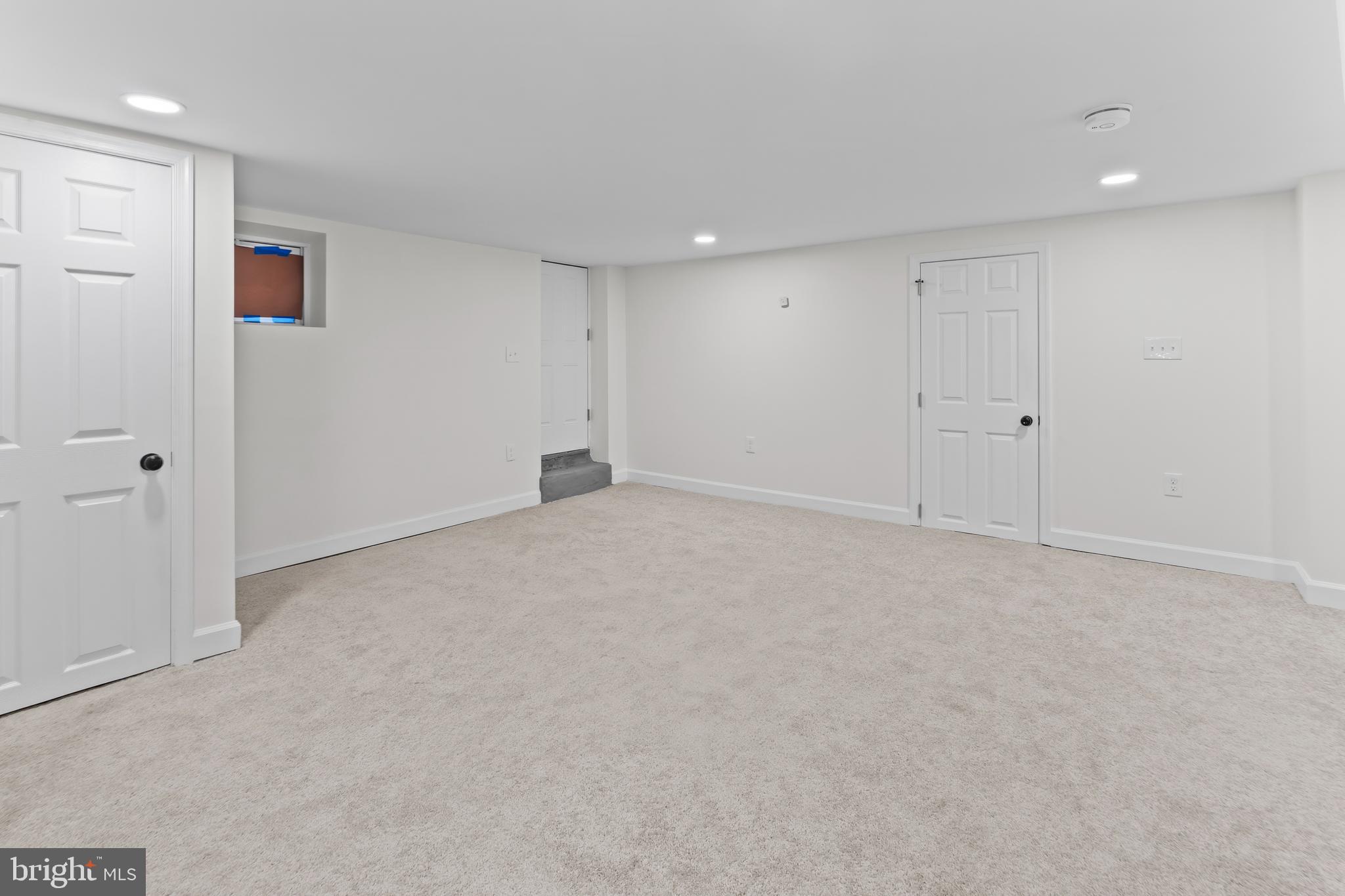 MONDAWMIN - Residential