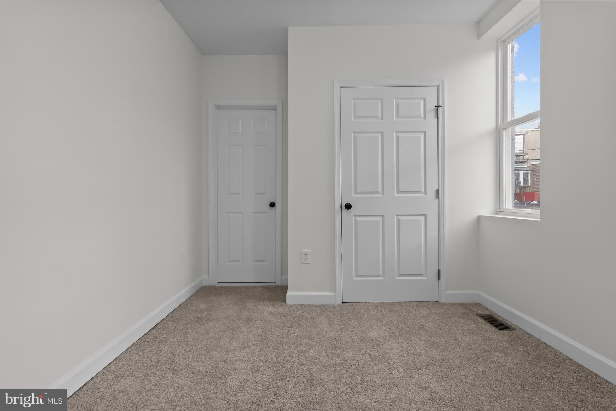 MONDAWMIN - Residential