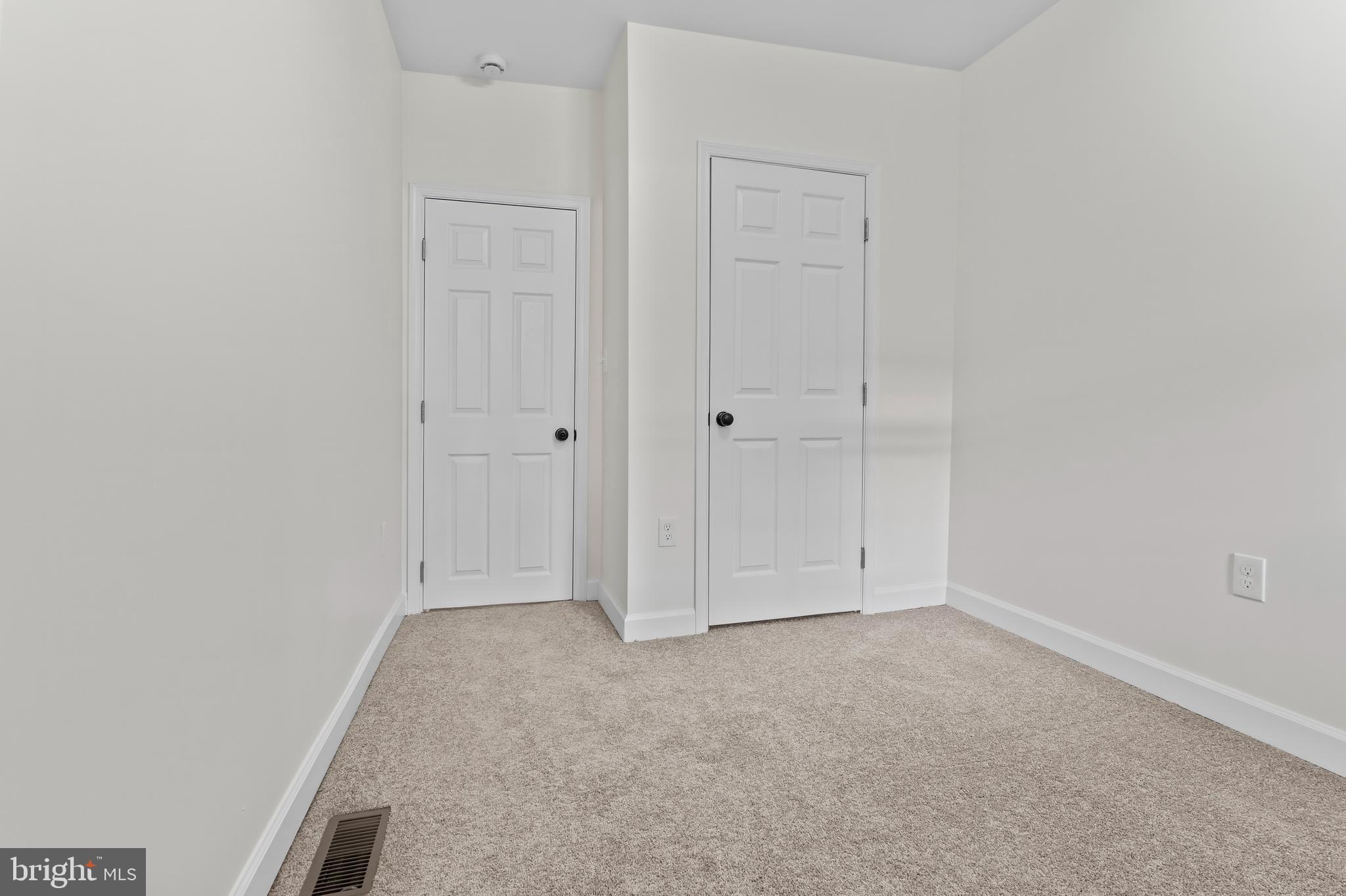 MONDAWMIN - Residential