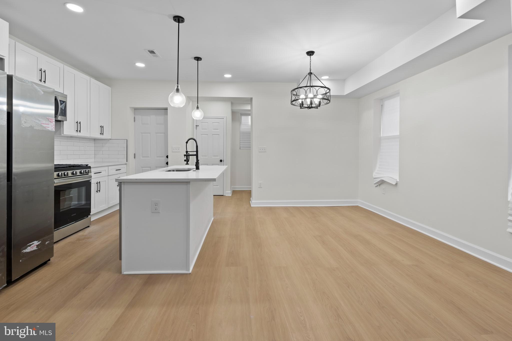 MONDAWMIN - Residential