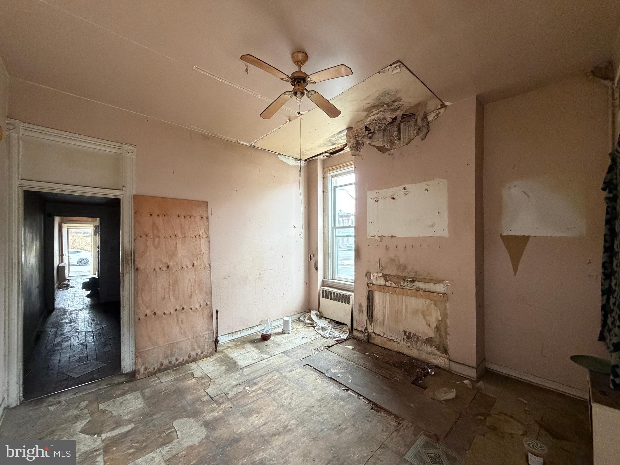 BROADWAY EAST - Residential