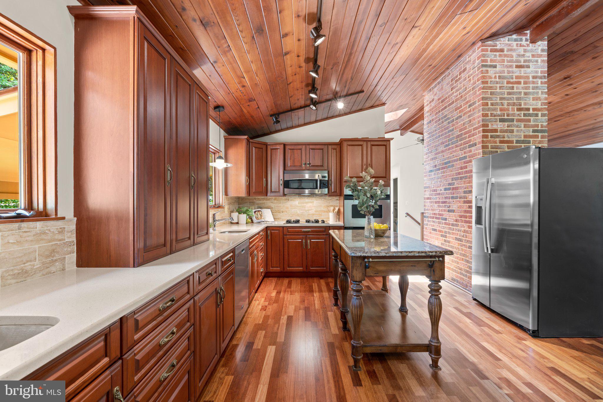 PINES ON THE SEVERN - Residential