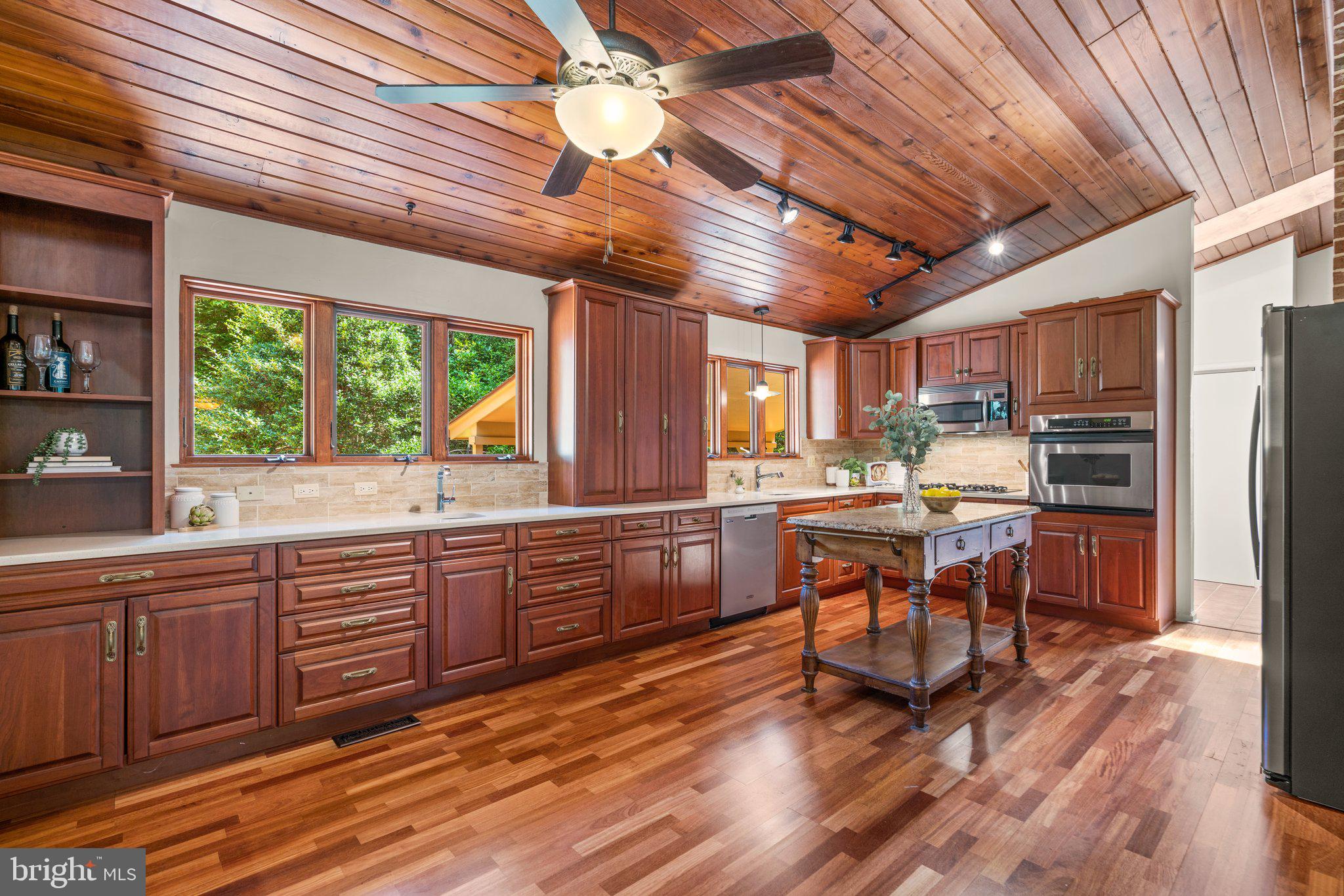 PINES ON THE SEVERN - Residential