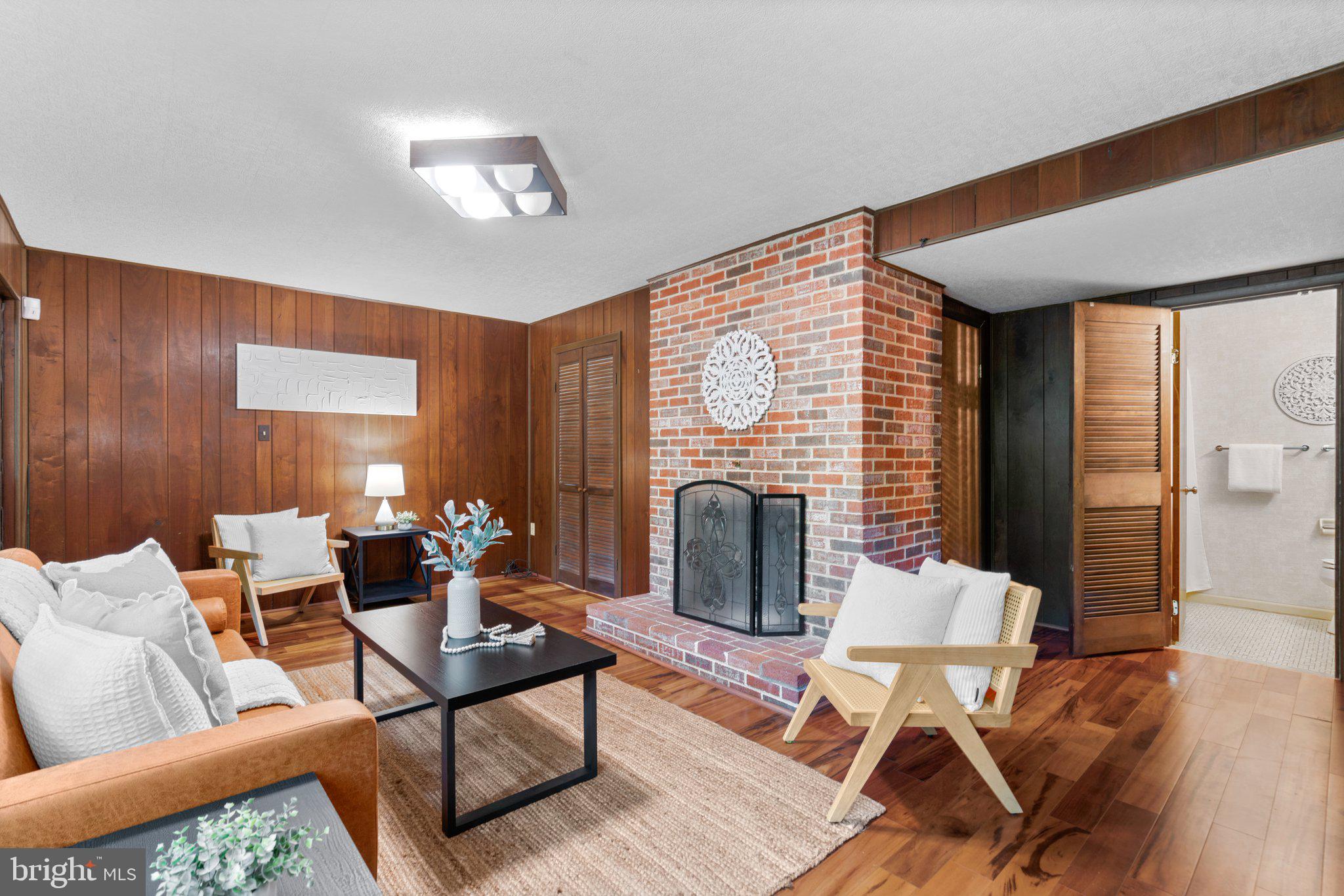 PINES ON THE SEVERN - Residential