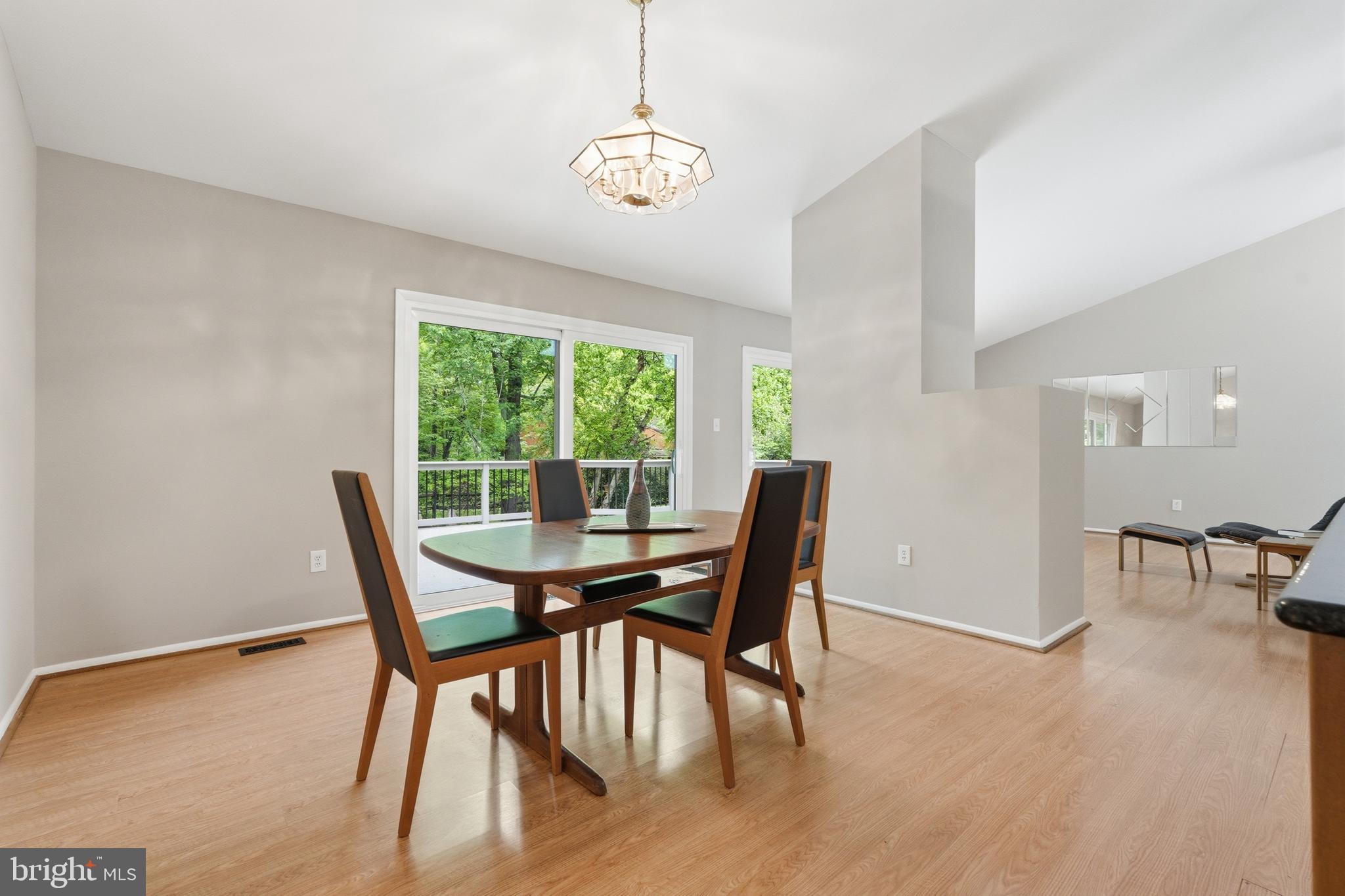 VILLAGE OF HICKORY RIDGE - Residential