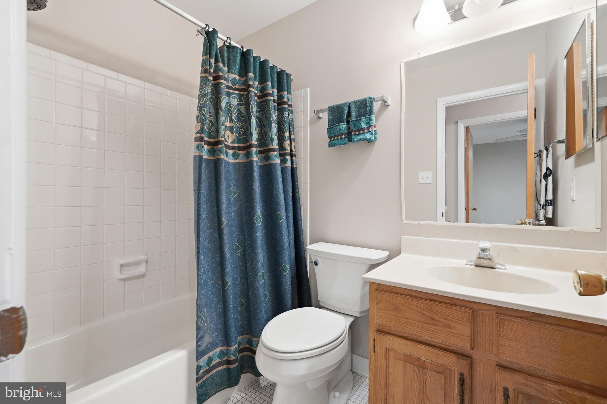 VILLAGE OF HICKORY RIDGE - Residential