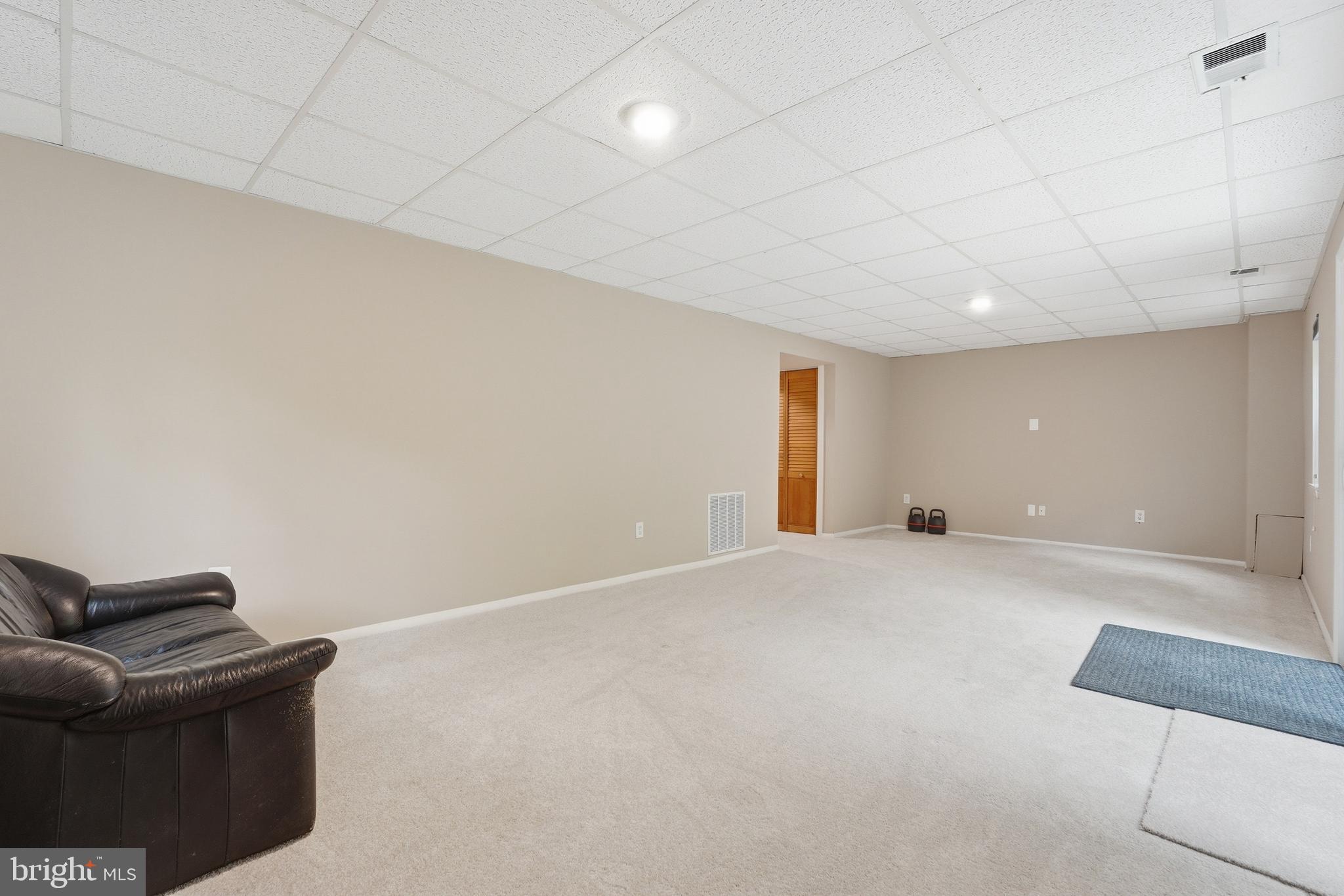 VILLAGE OF HICKORY RIDGE - Residential