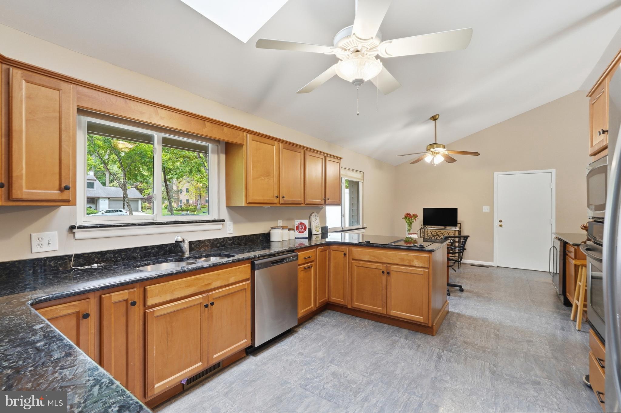 VILLAGE OF HICKORY RIDGE - Residential