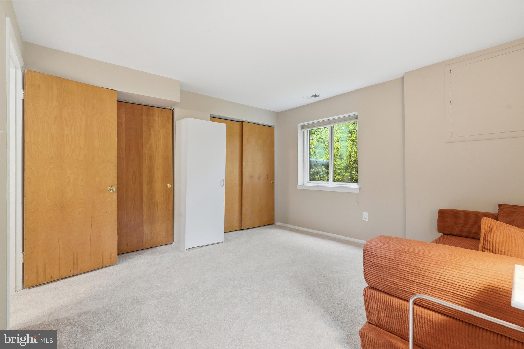 VILLAGE OF HICKORY RIDGE - Residential