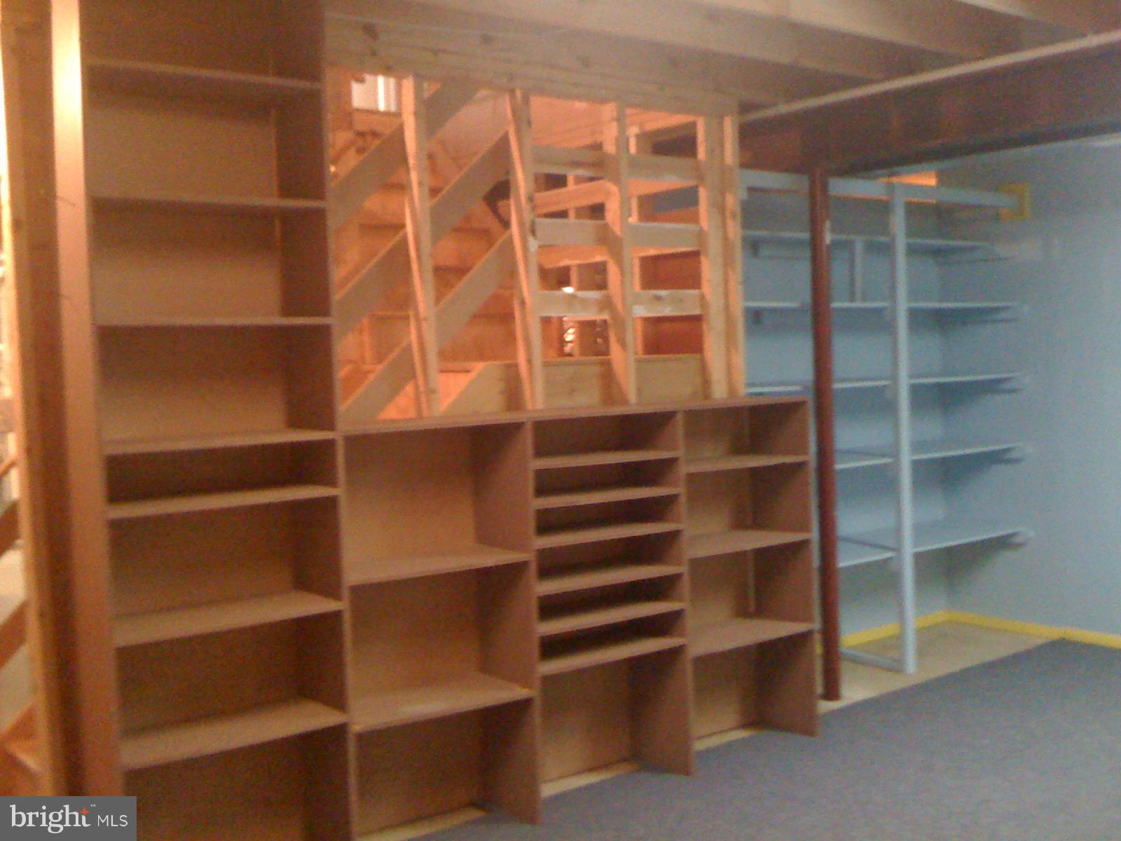 SUMMERWOOD - Residential Lease