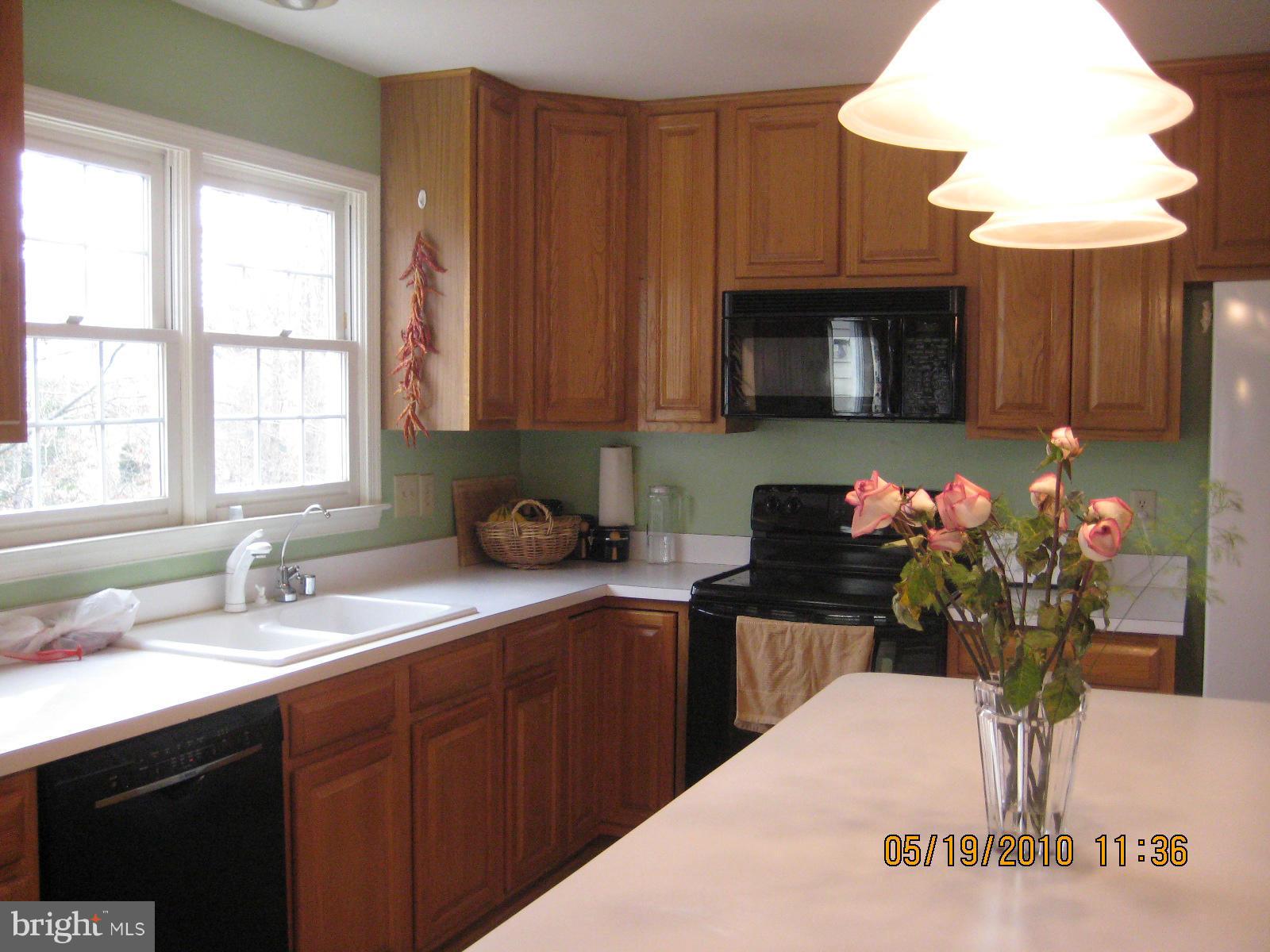 SUMMERWOOD - Residential Lease