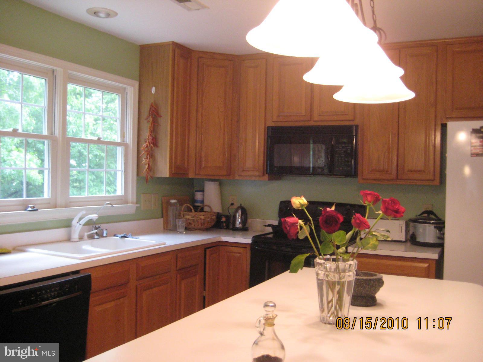 SUMMERWOOD - Residential Lease